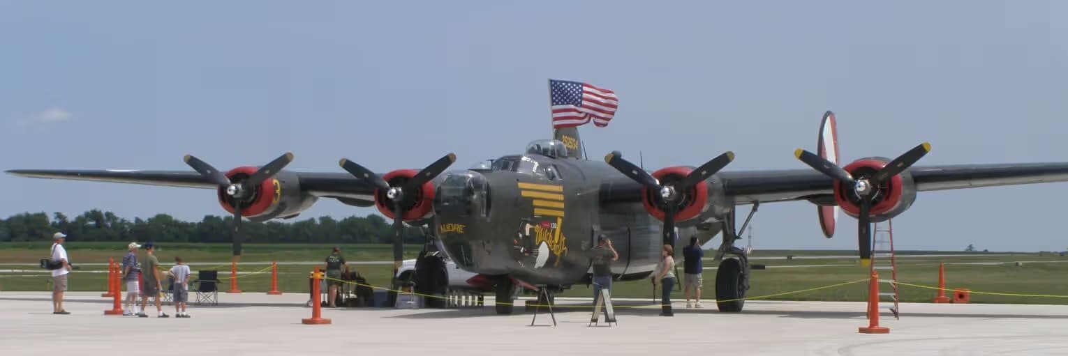 N224J — Warbird