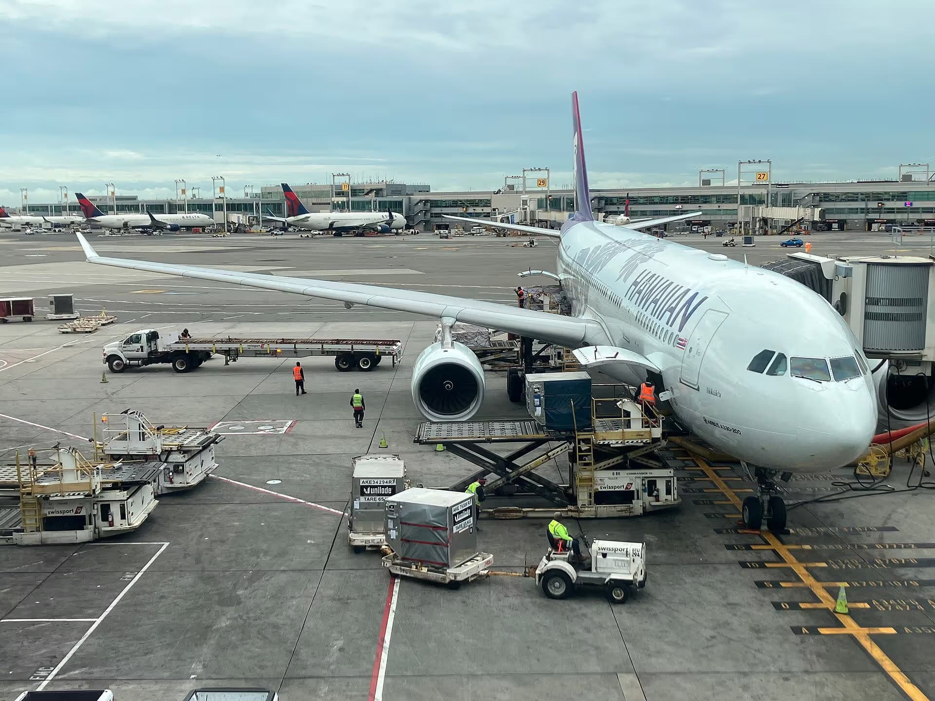 N381HA — Airbus