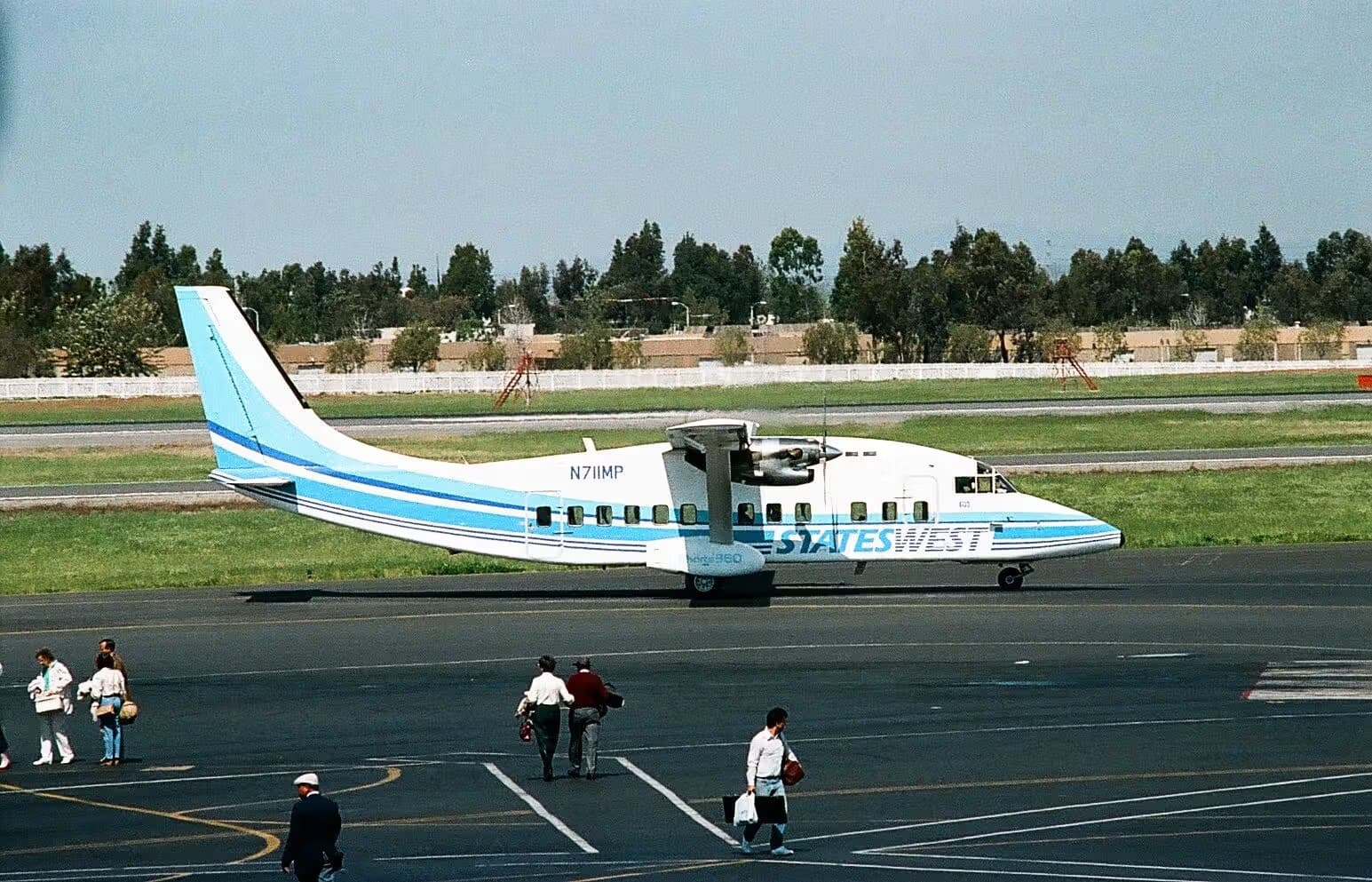 N711MP — Aircraft