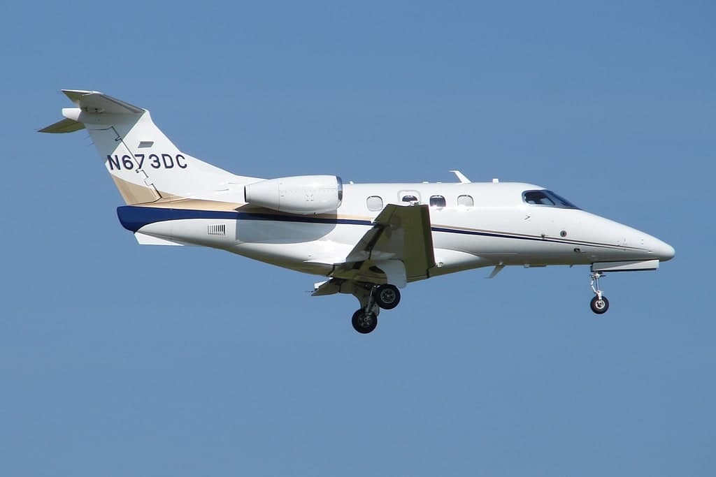 N673DC — Business jet