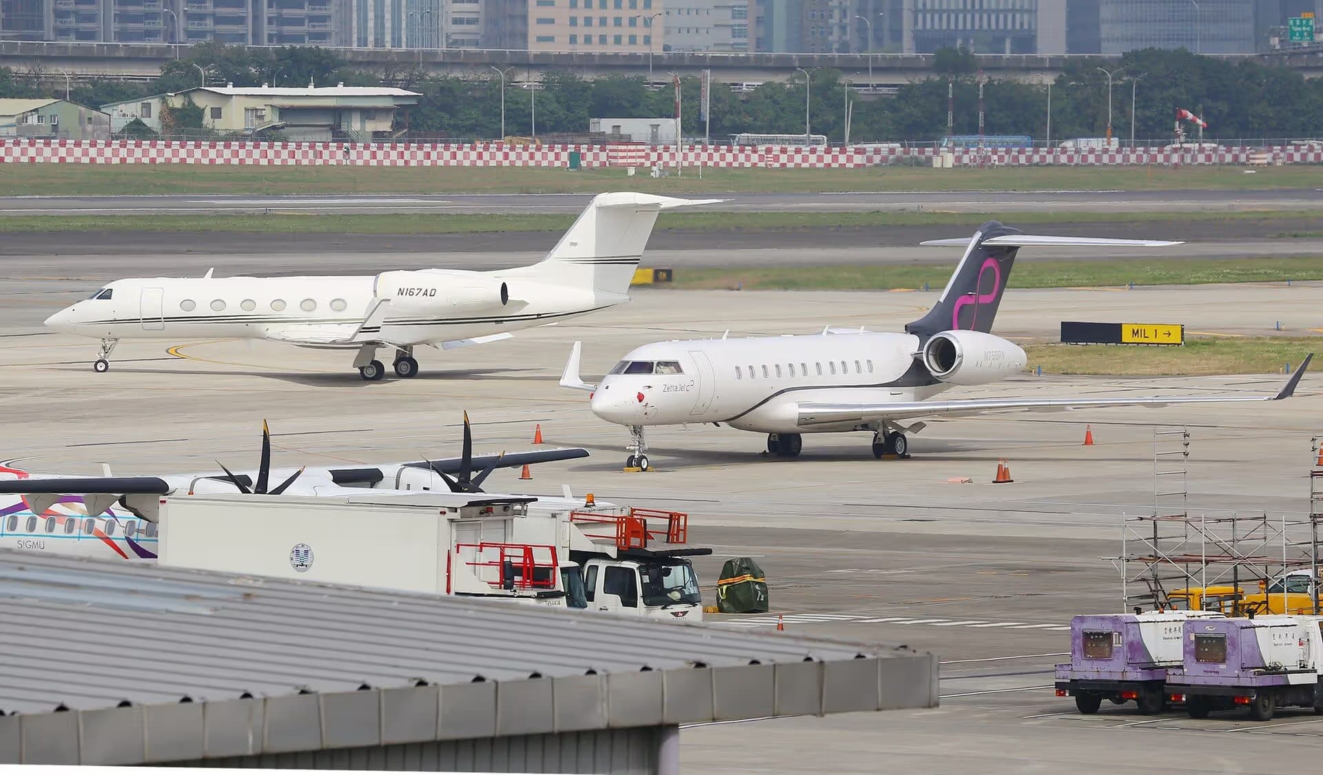 N167AD — Gulfstream