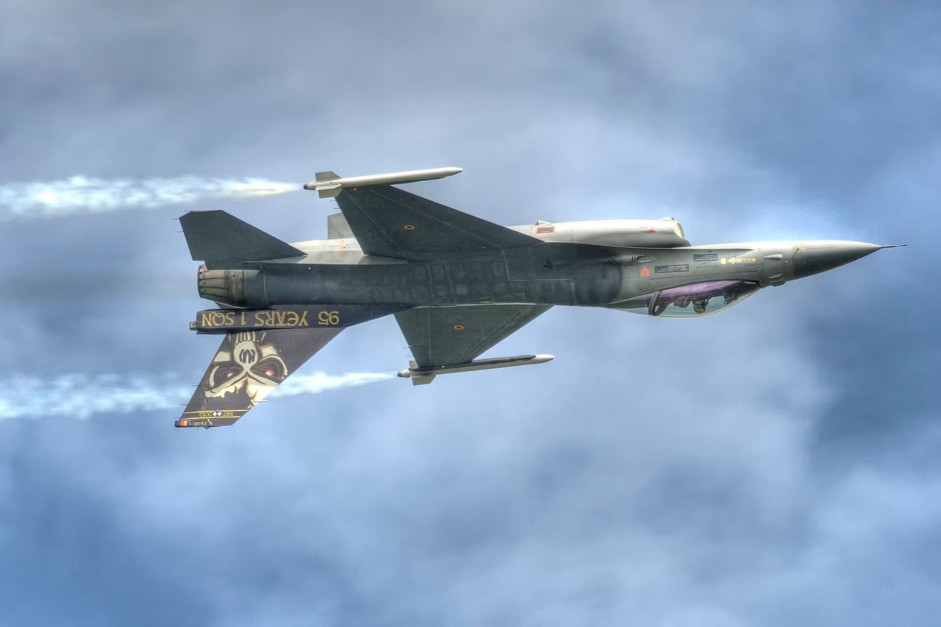 Unidentified — Aircraft
