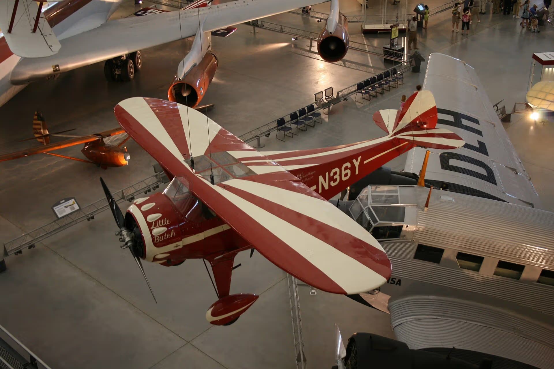 Unidentified — Single-engine aircraft