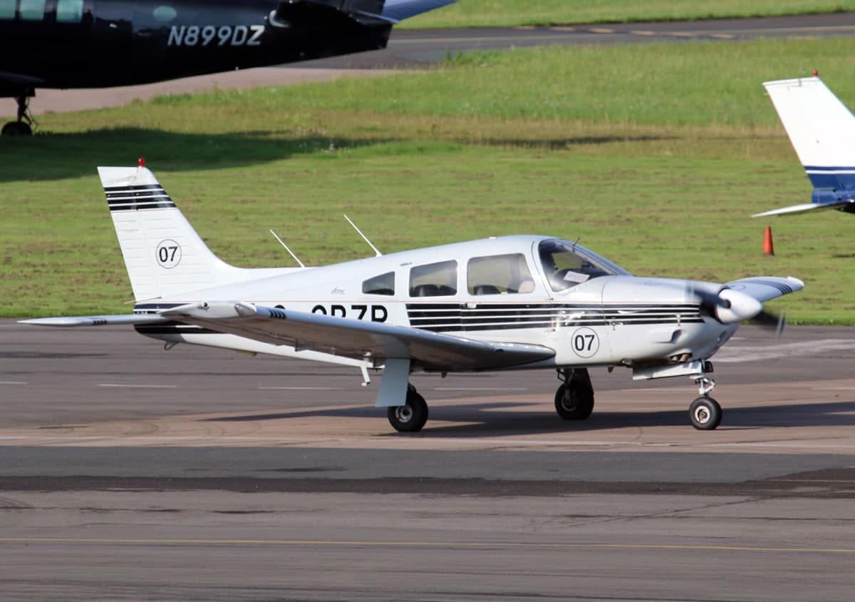 G-CBZR — Piper