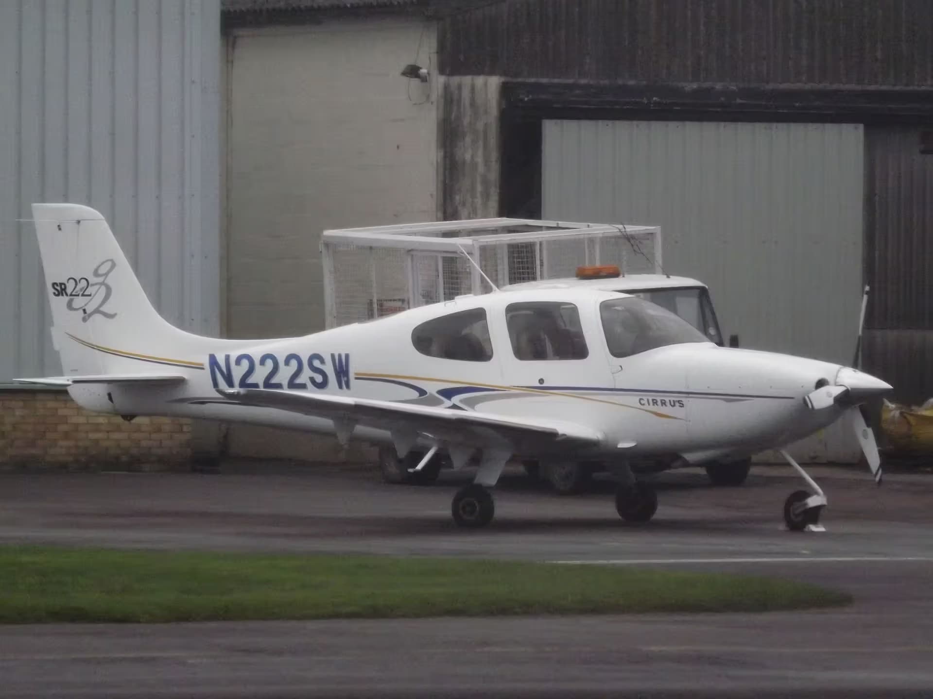 N222SW — Cirrus