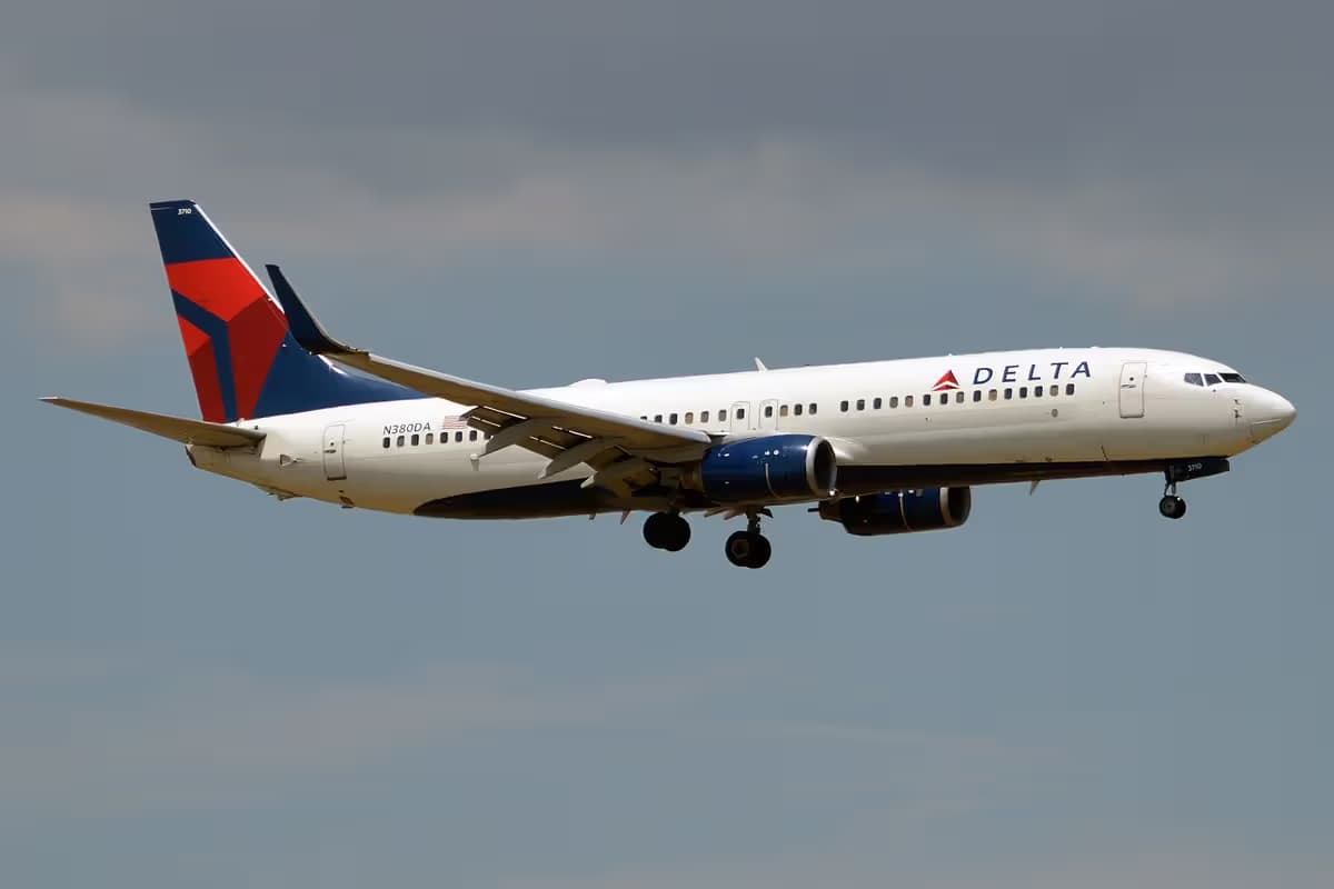 N380DA — Boeing
