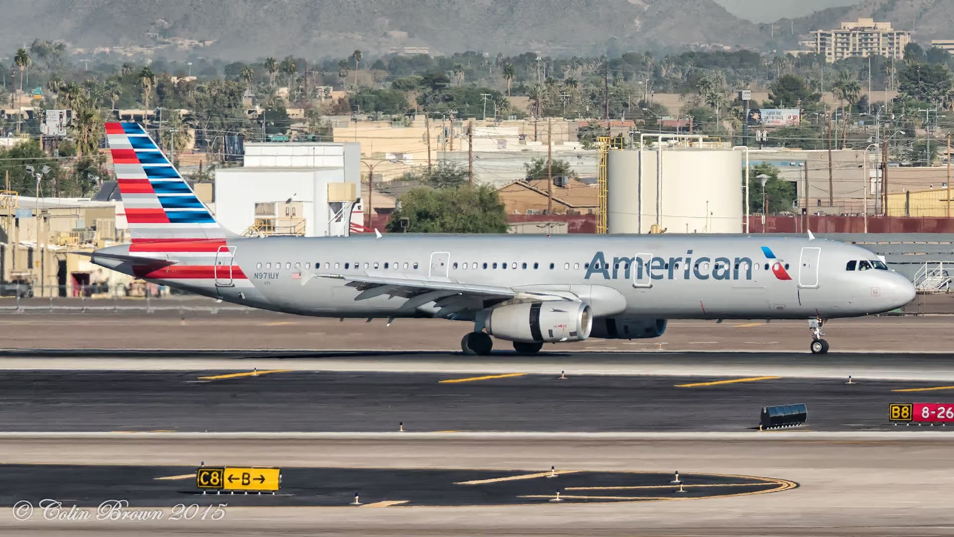 N971UY — Twin-engine aircraft