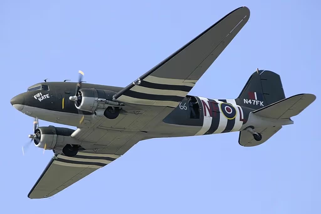 N47FK — Douglas