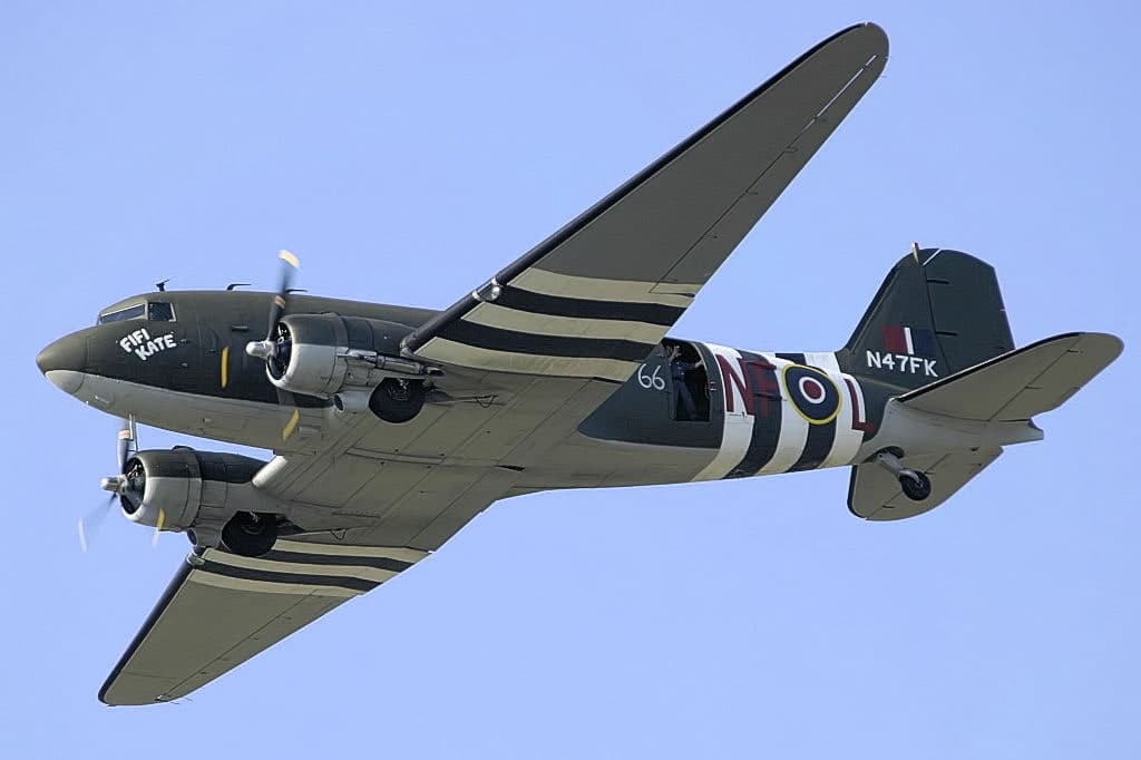 N47FK — Douglas