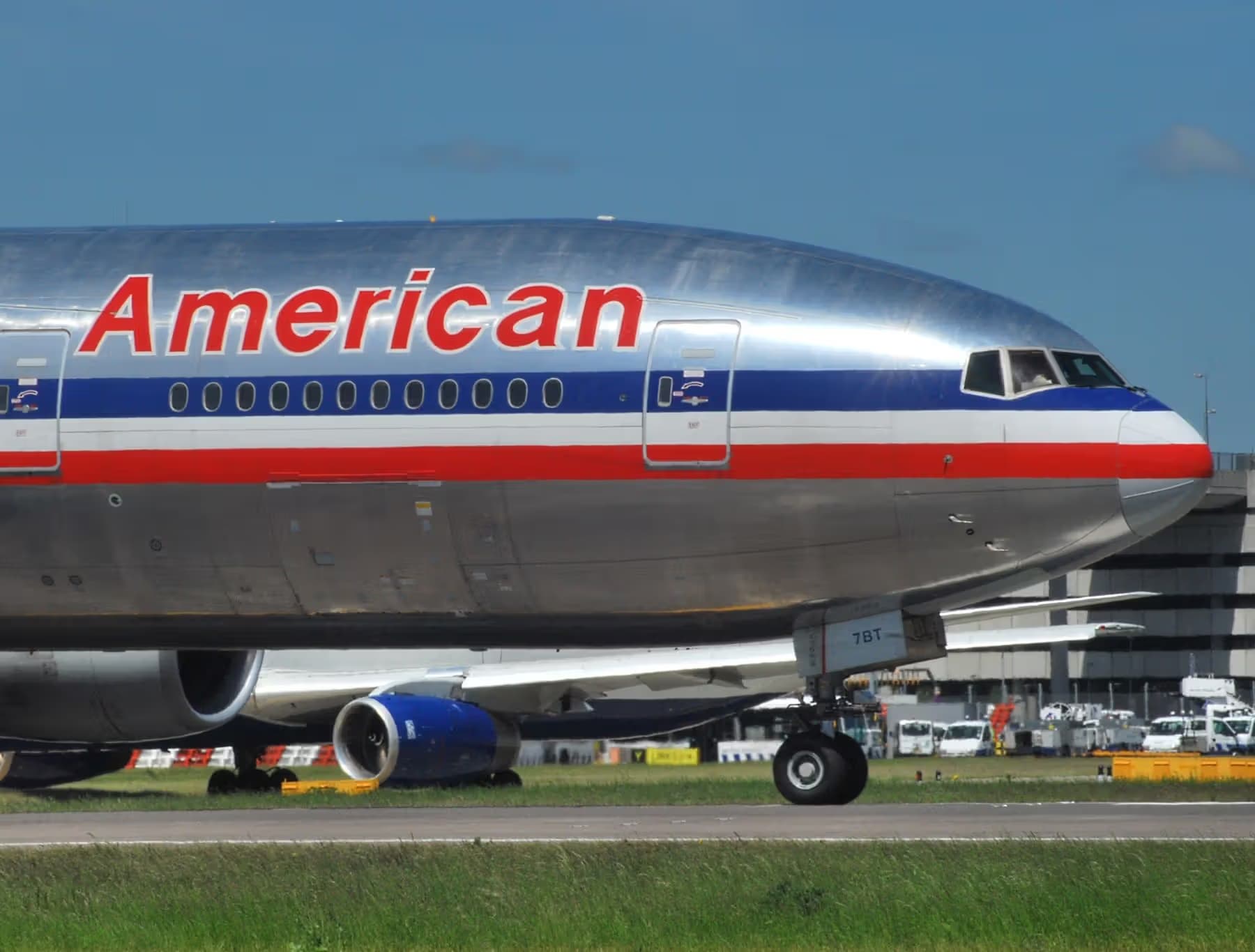 N758AN — Boeing