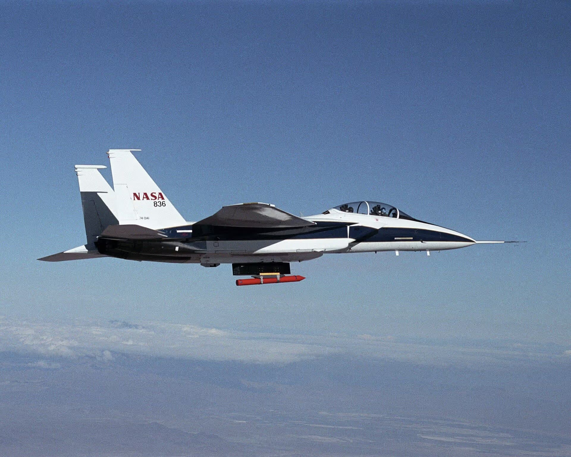 N836NA — Douglas