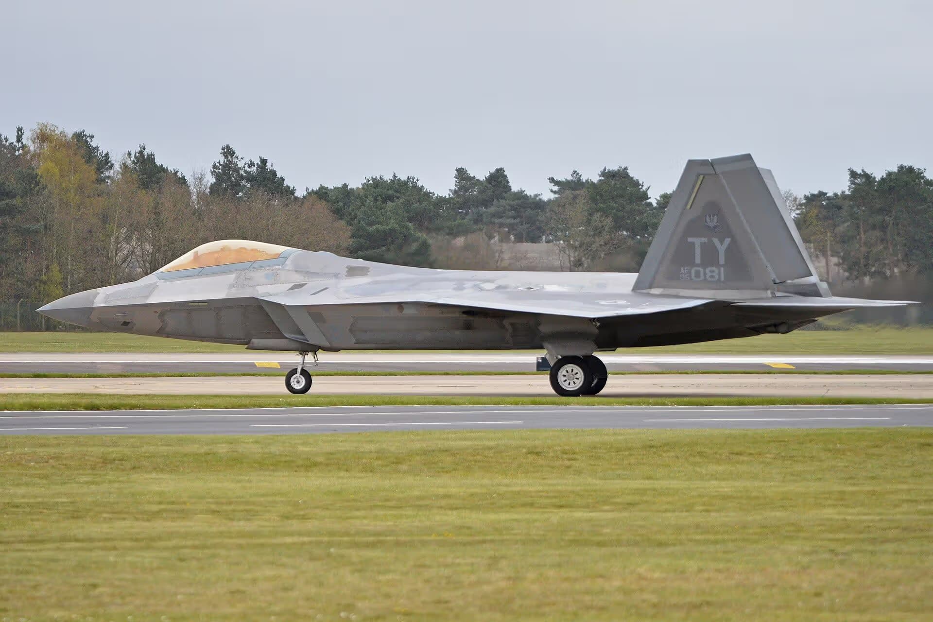 Unidentified — Lockheed