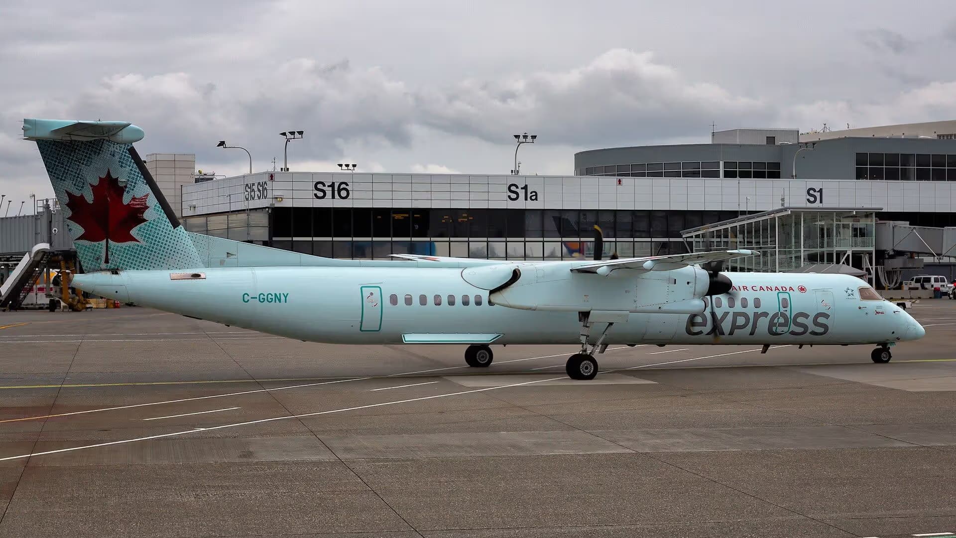C-GGNY — Bombardier