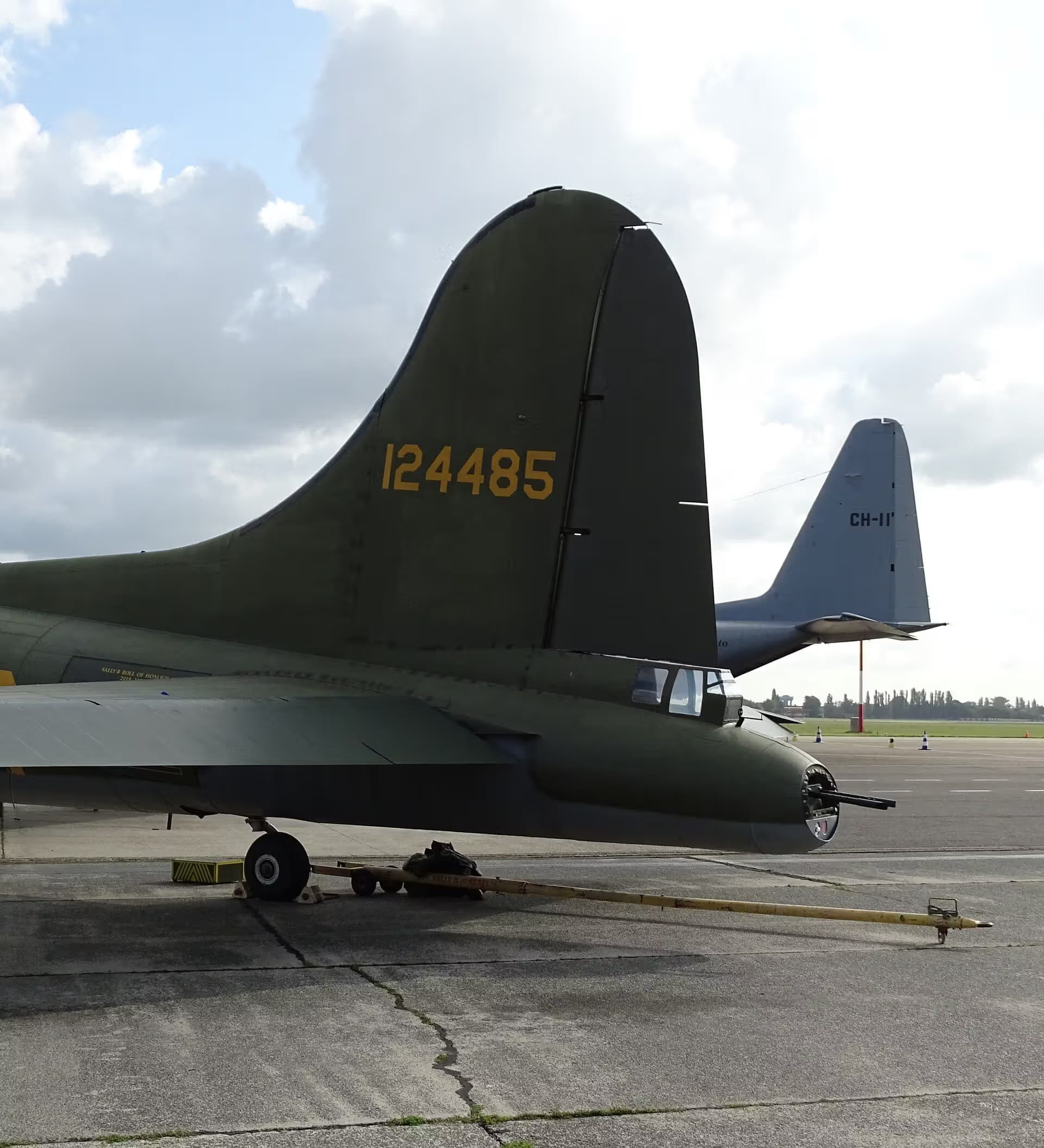 Unidentified — Warbird