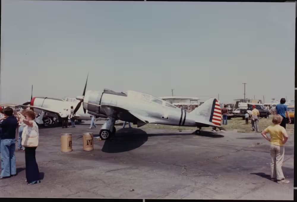 Unidentified — Warbird