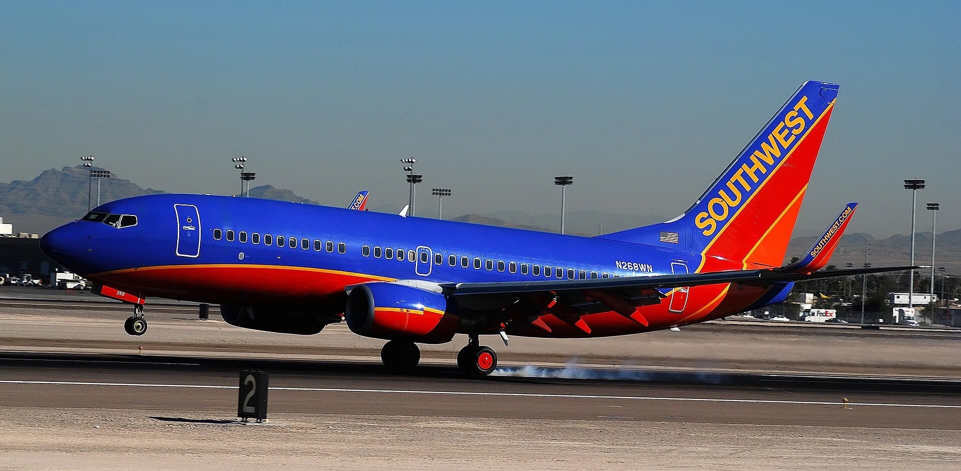 N268WN — Boeing