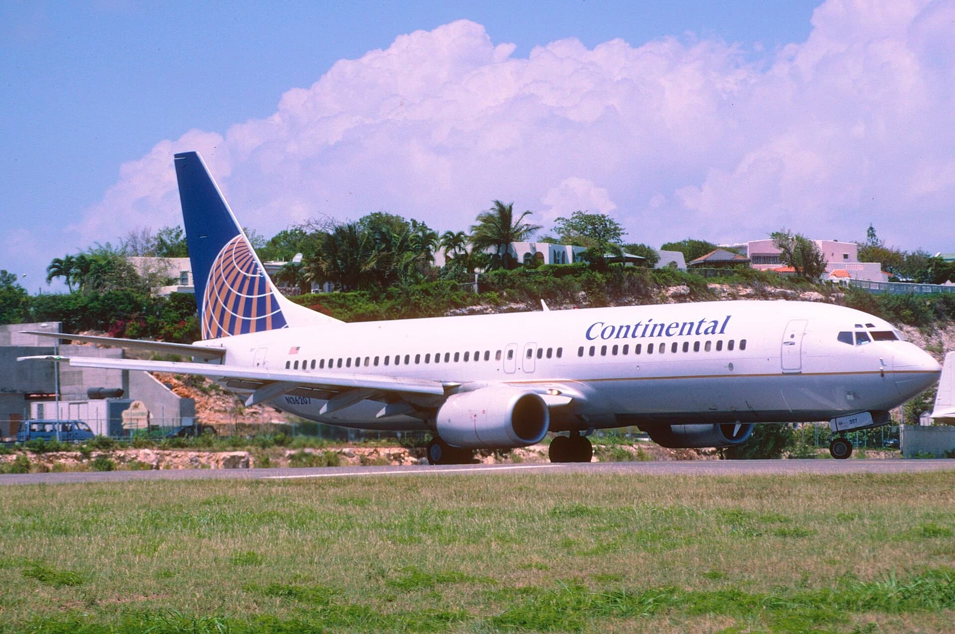 N36207 — Boeing
