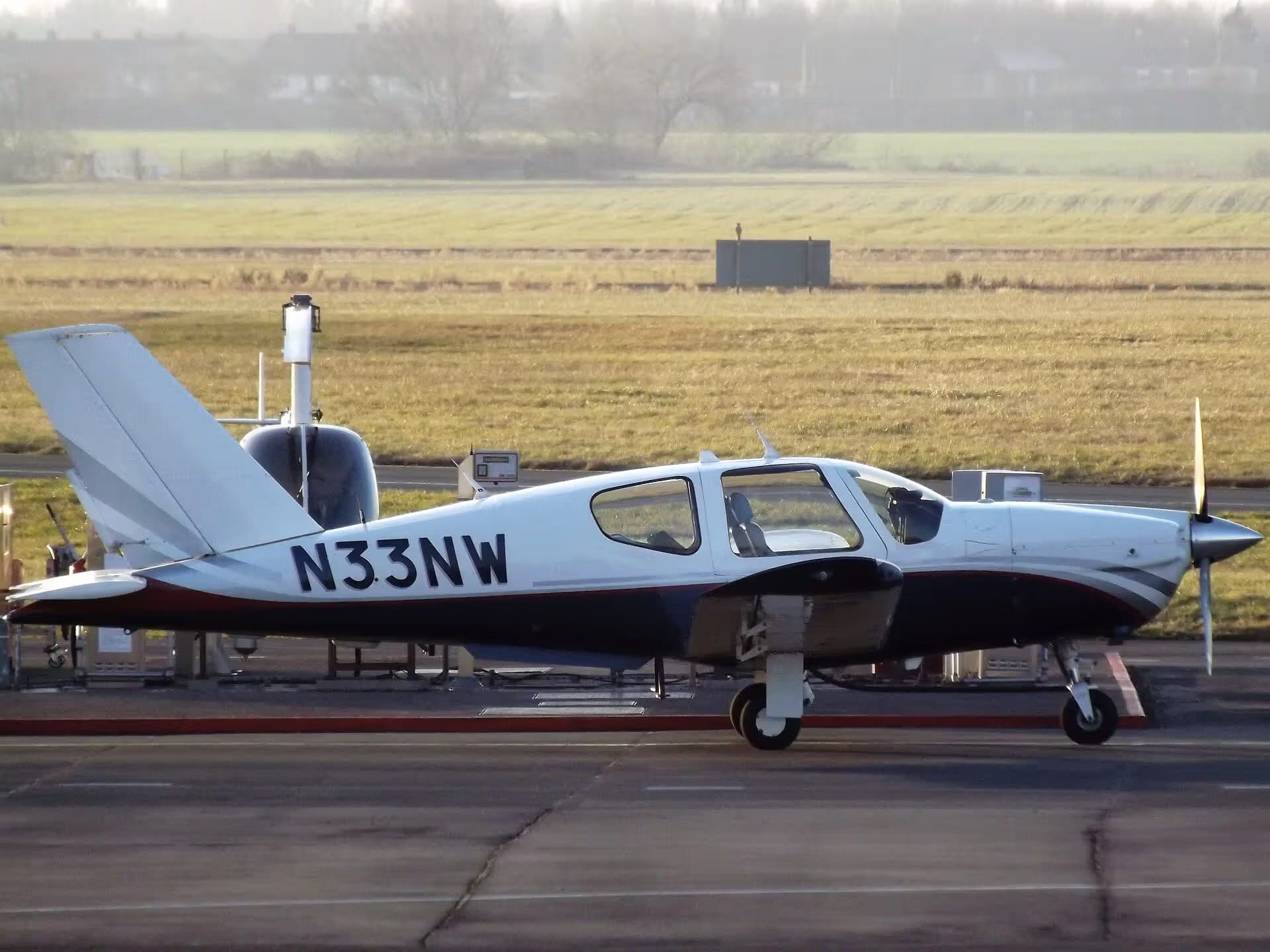 N33NW — Single-engine aircraft