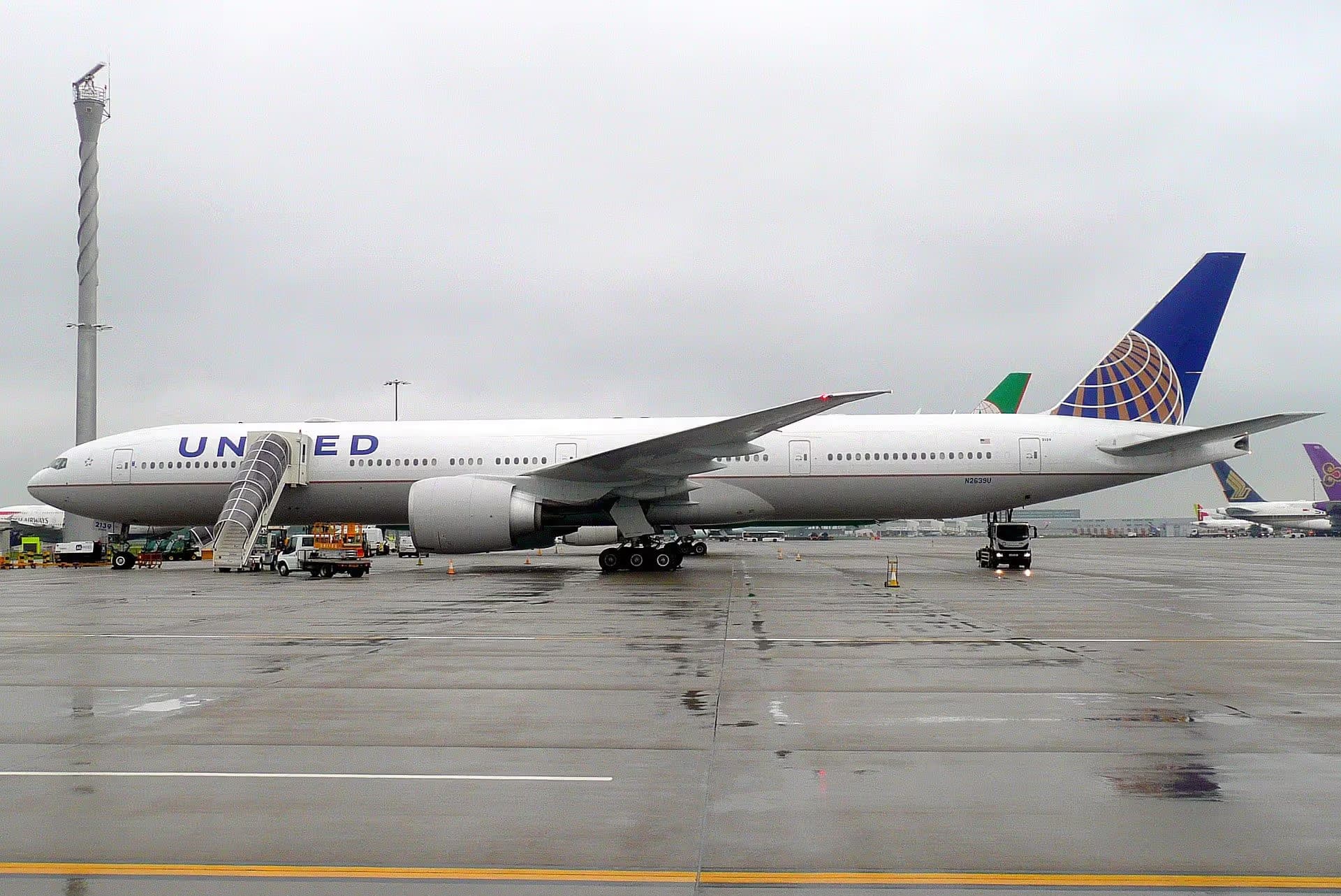 N2639U — Twin-engine aircraft