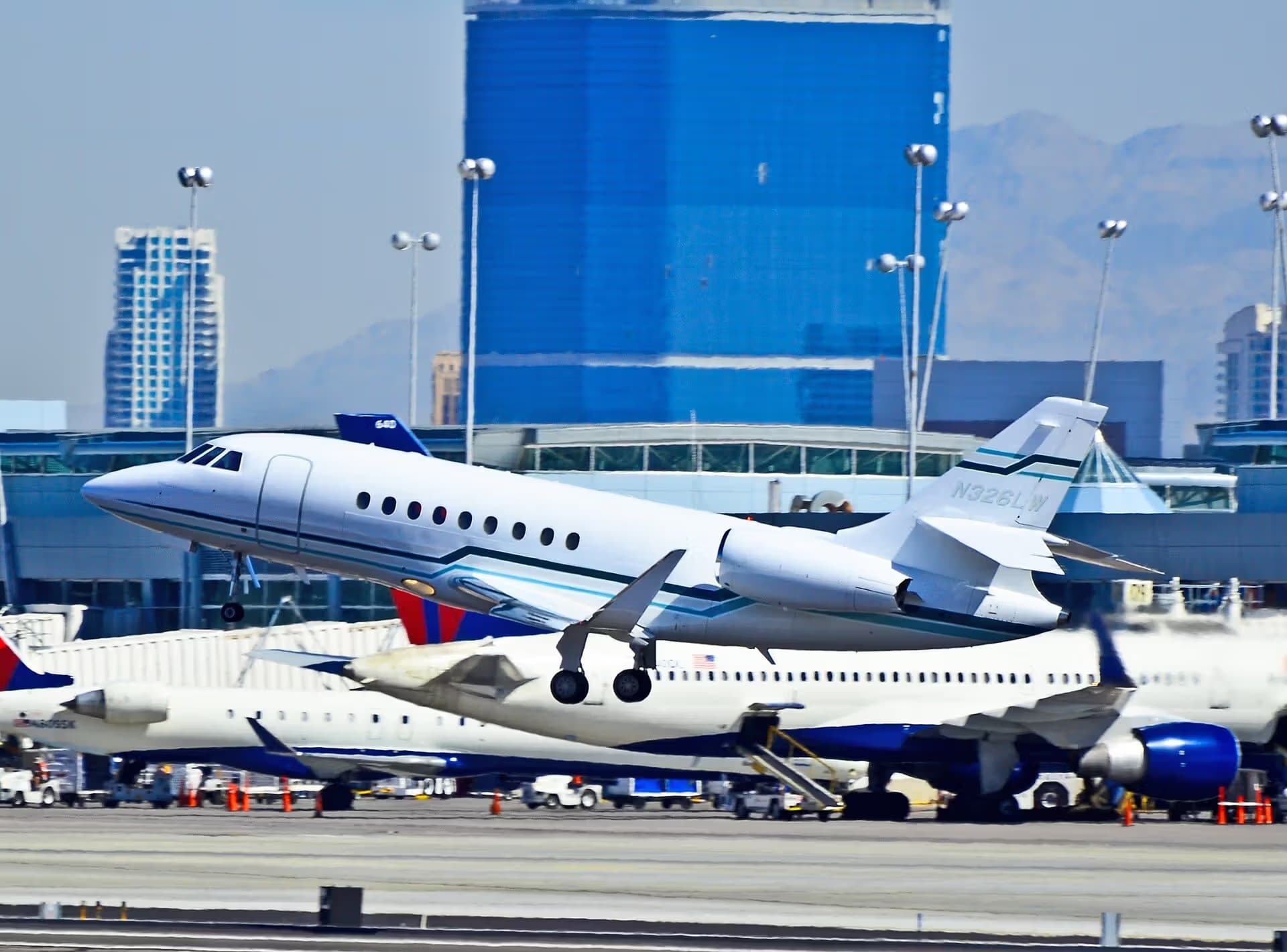 N326LW — Business jet