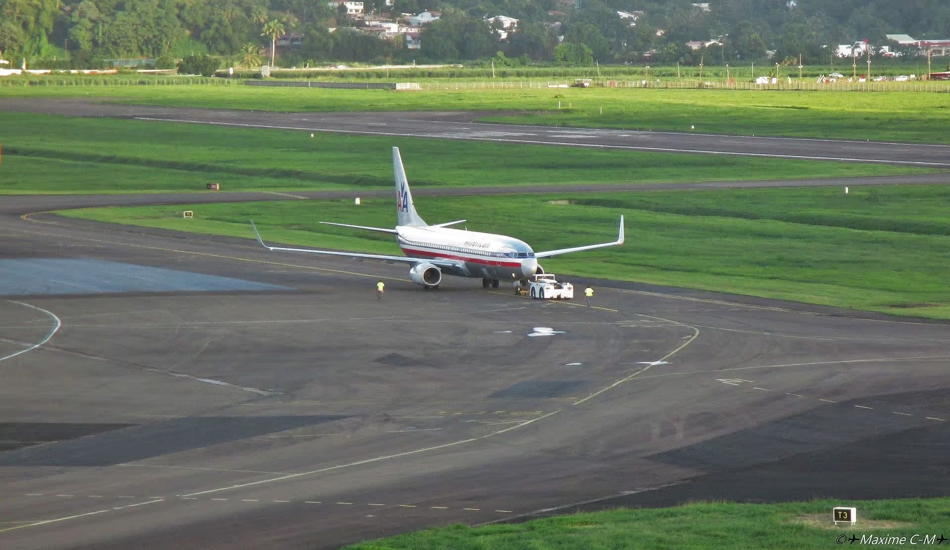 N886NN — Boeing