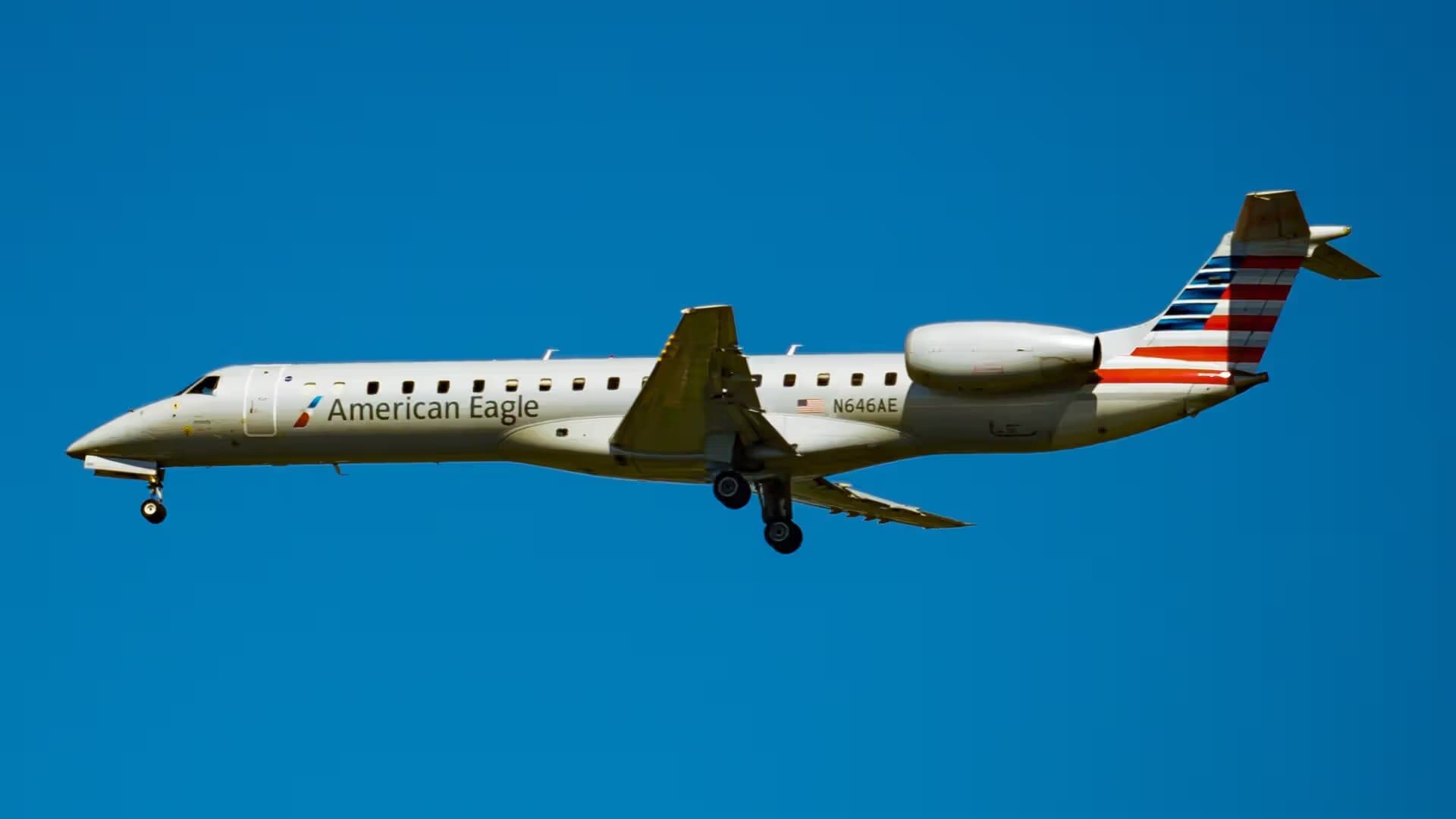 N646AE — Embraer