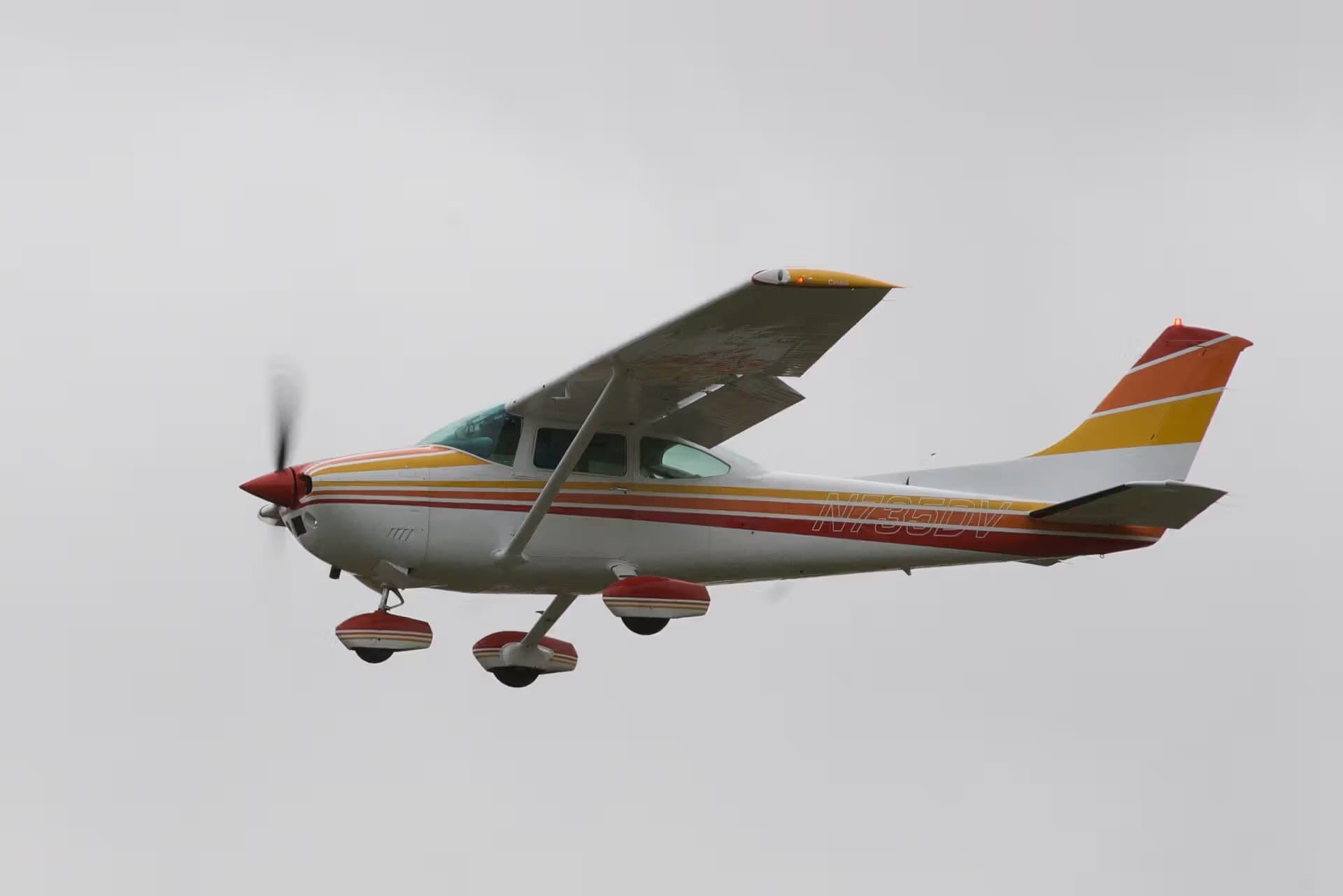 N735DV — Cessna