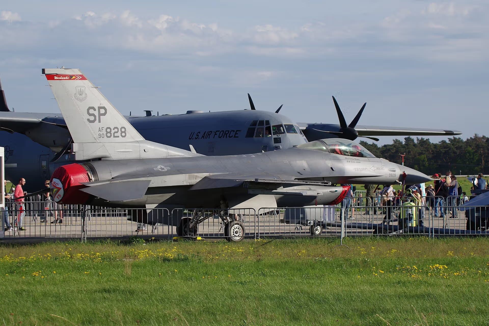 Unidentified — Single-engine aircraft