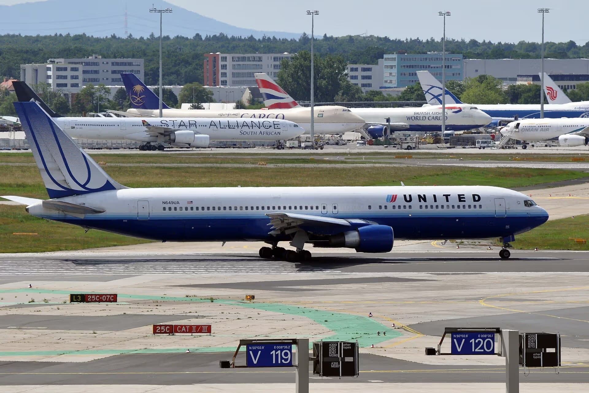 N649UA — Boeing
