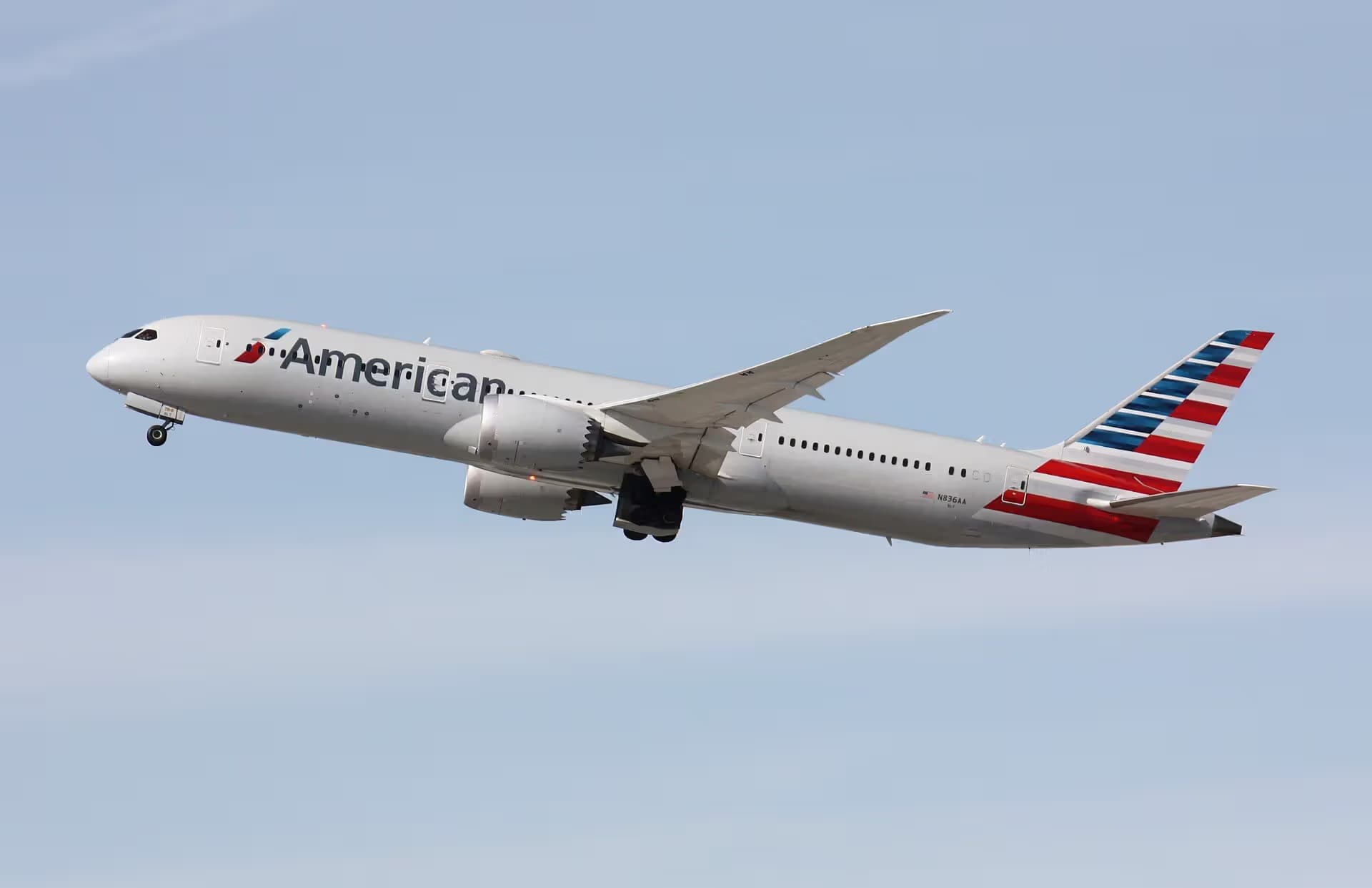 N836AA — Boeing