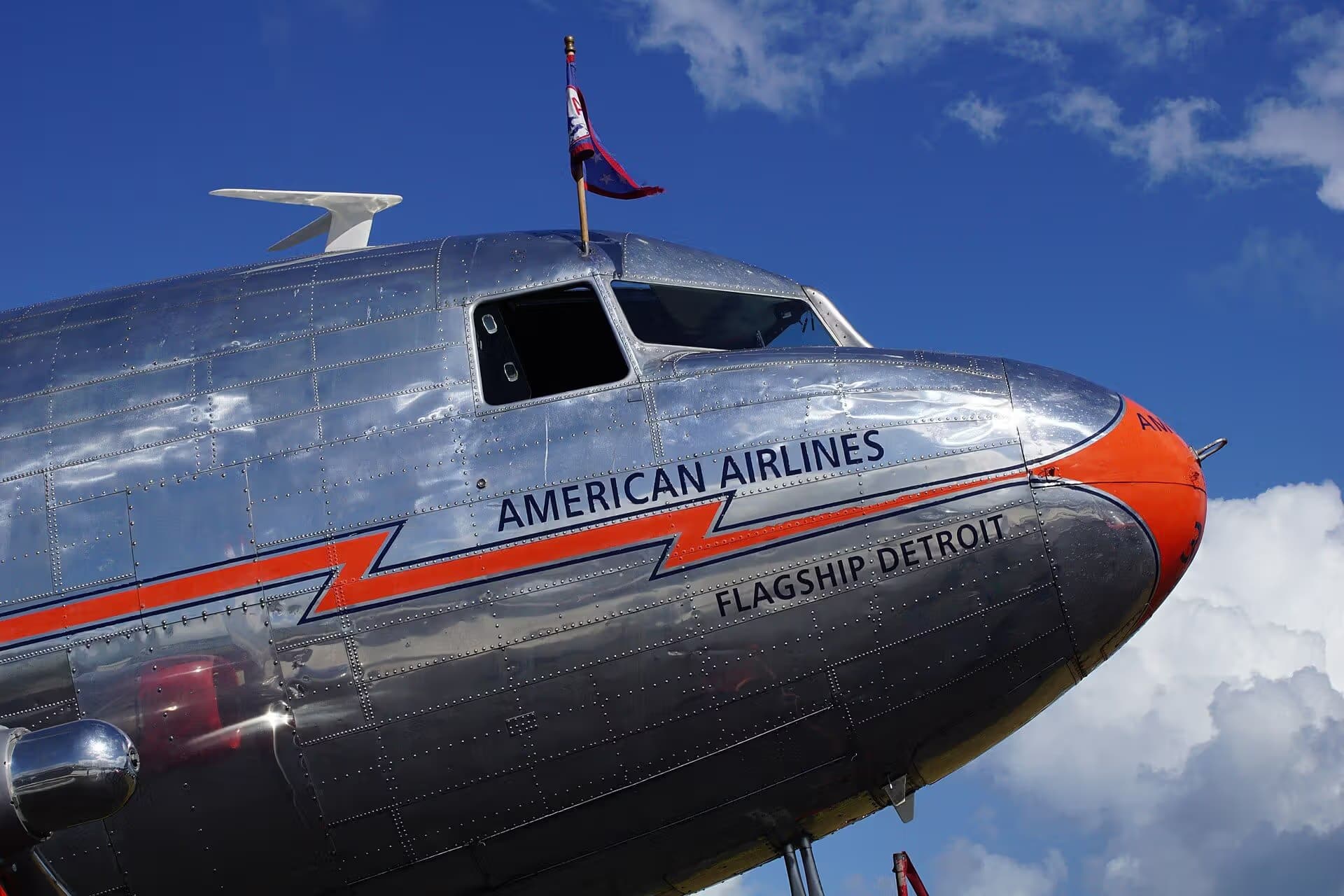 Unidentified — Aircraft