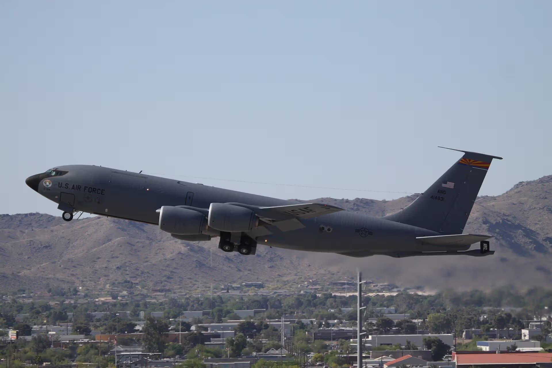 Unidentified — Boeing