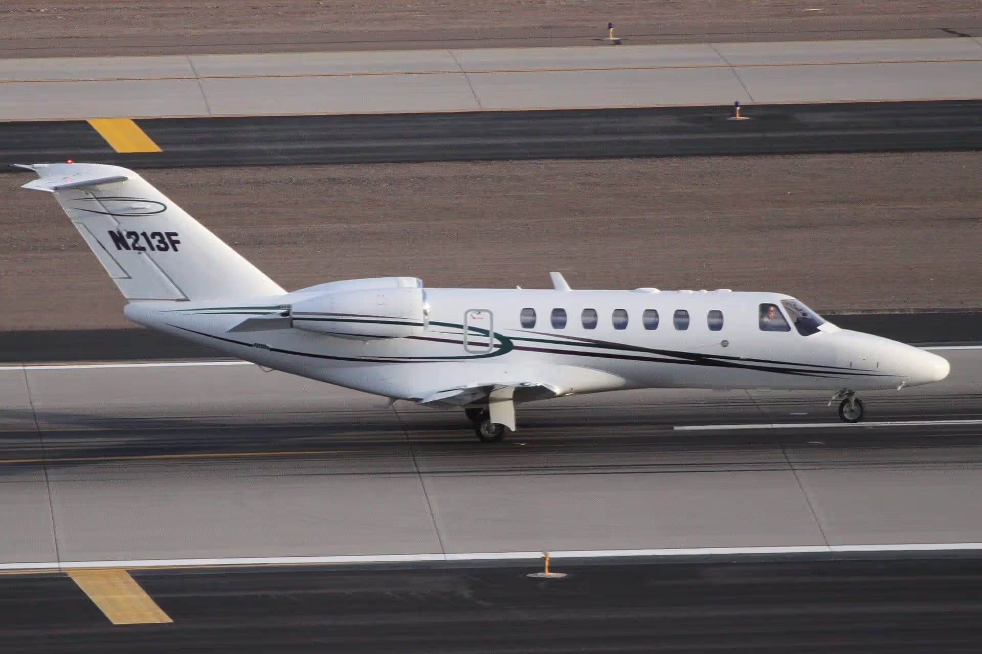 N213F — Cessna