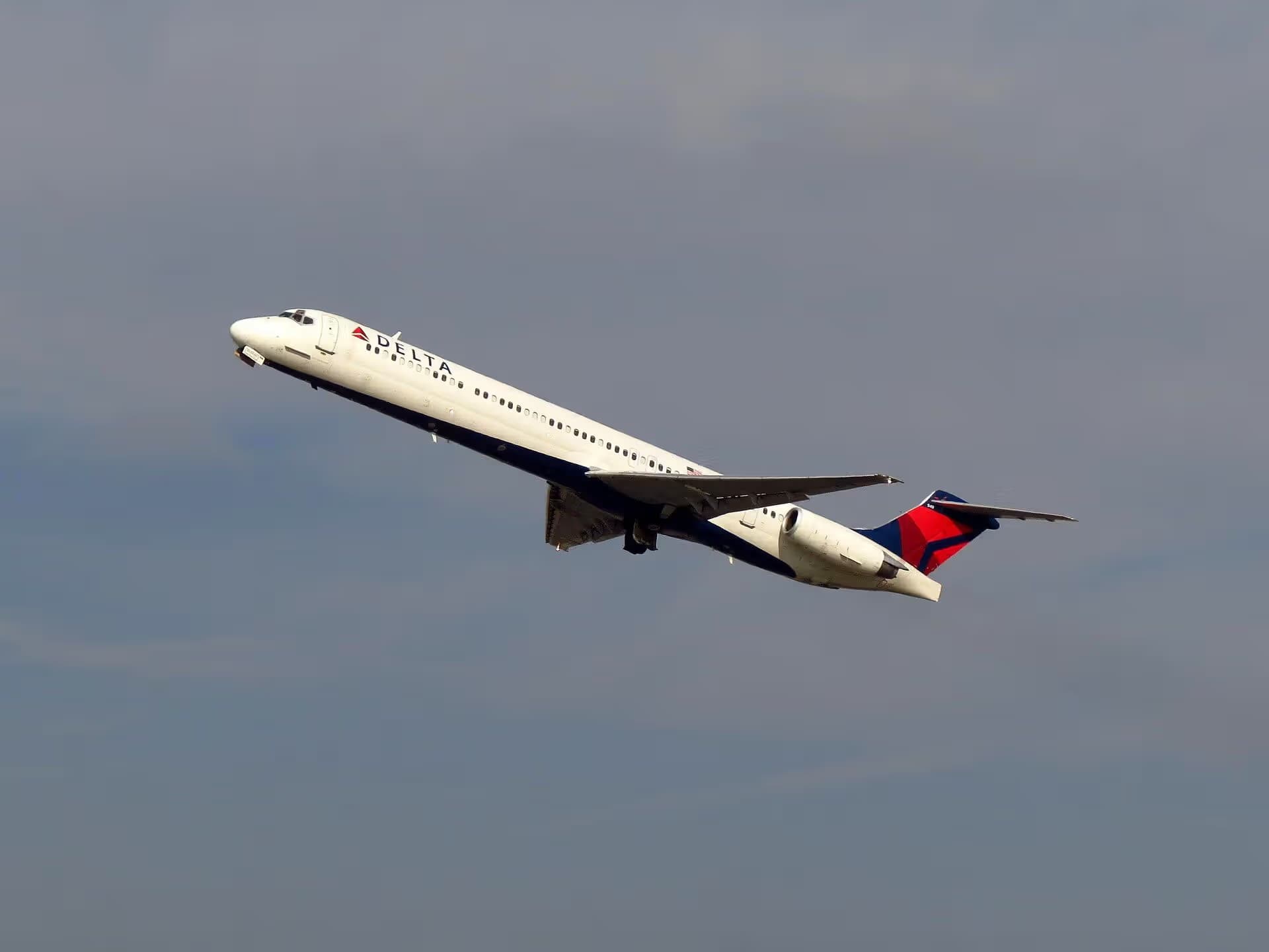 N949DL — Douglas