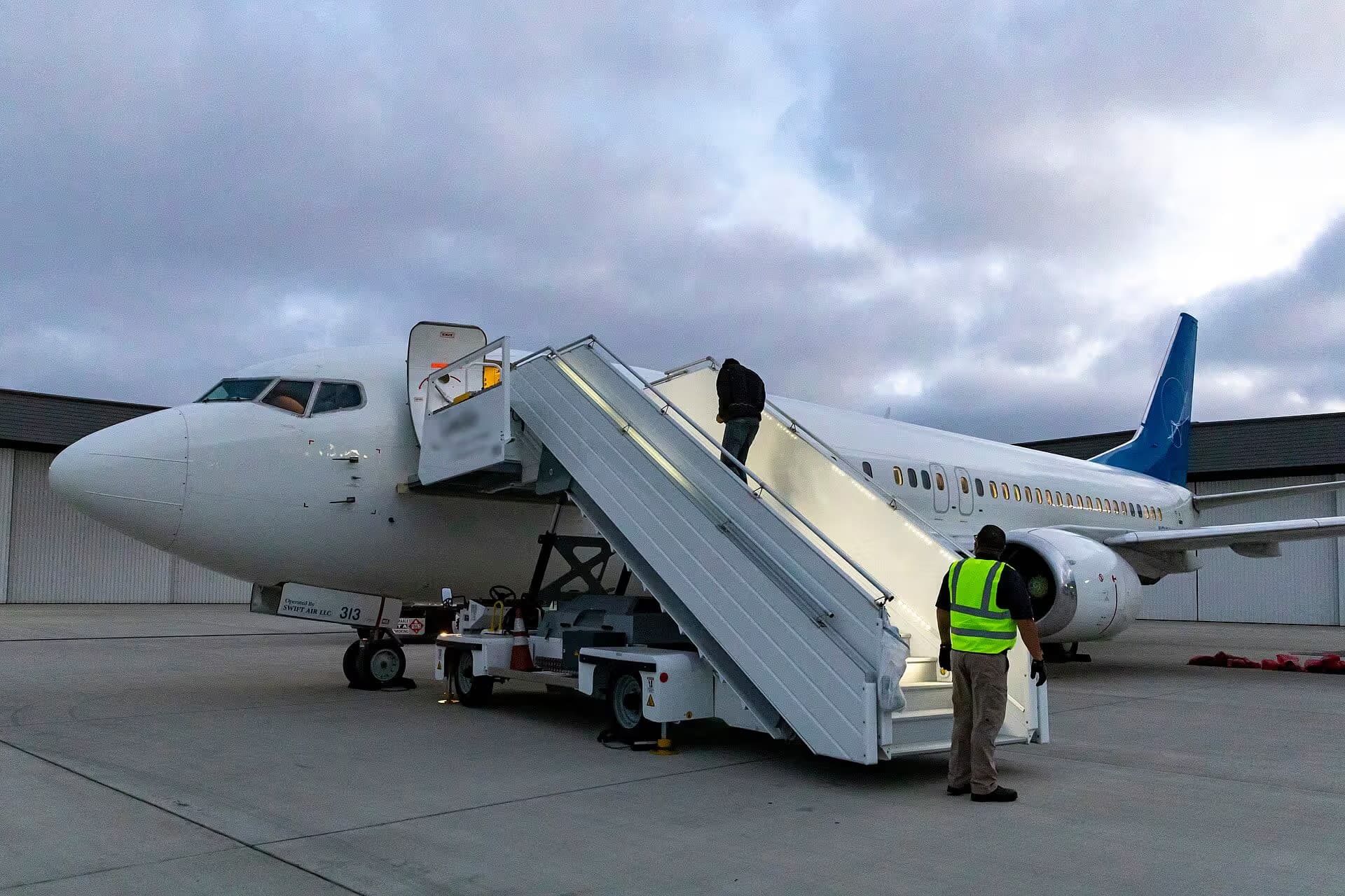 N313XA — Boeing