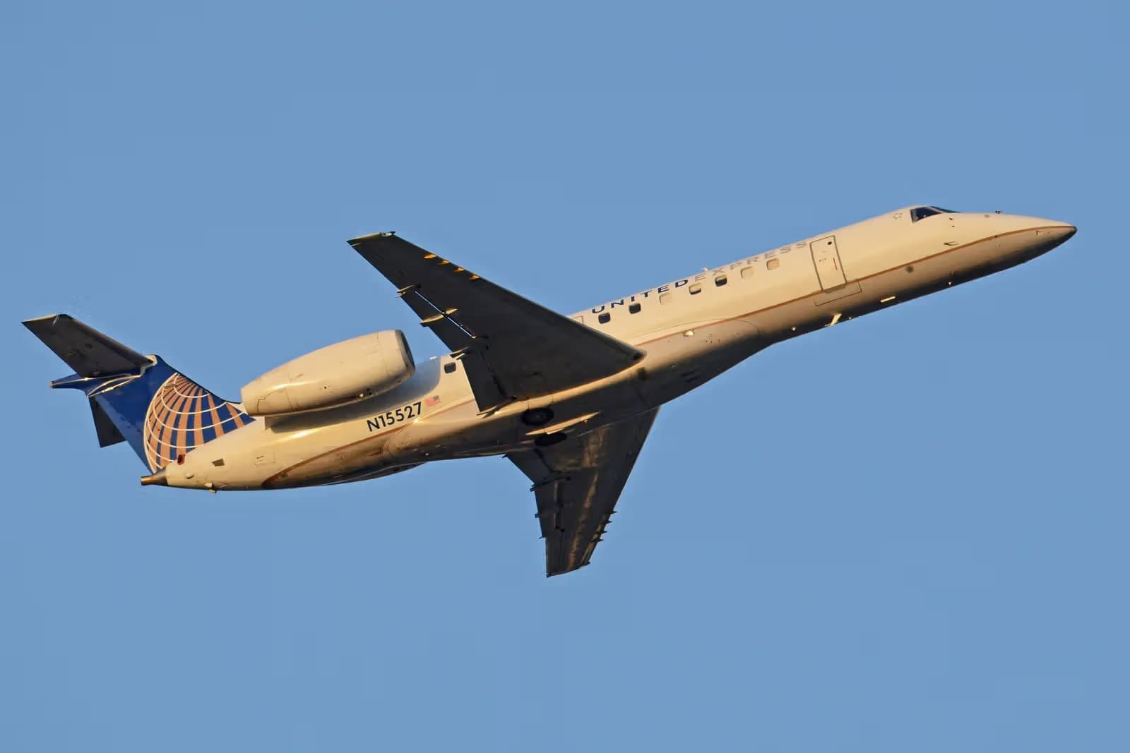 N15527 — Aircraft