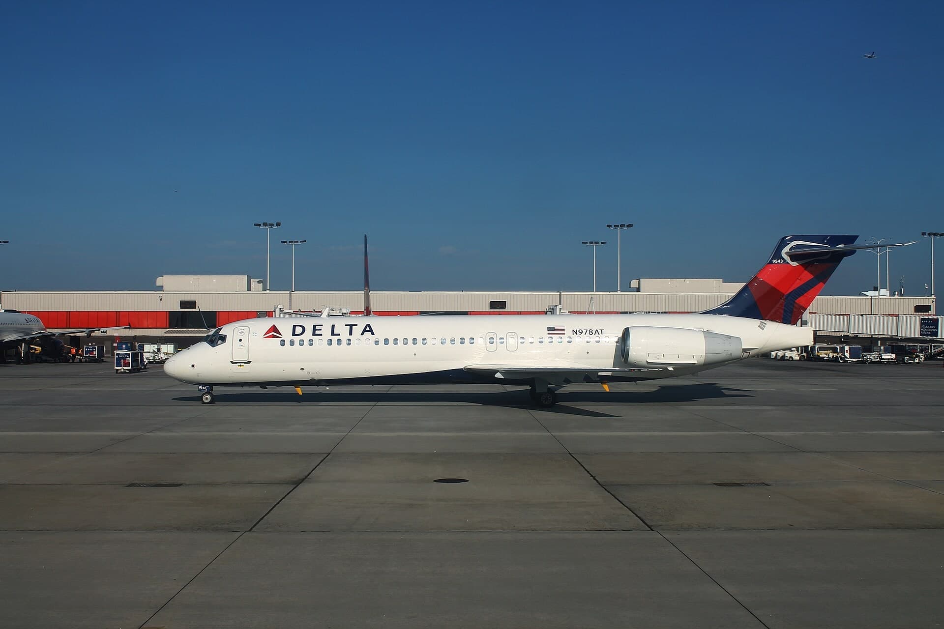 N978AT — Boeing