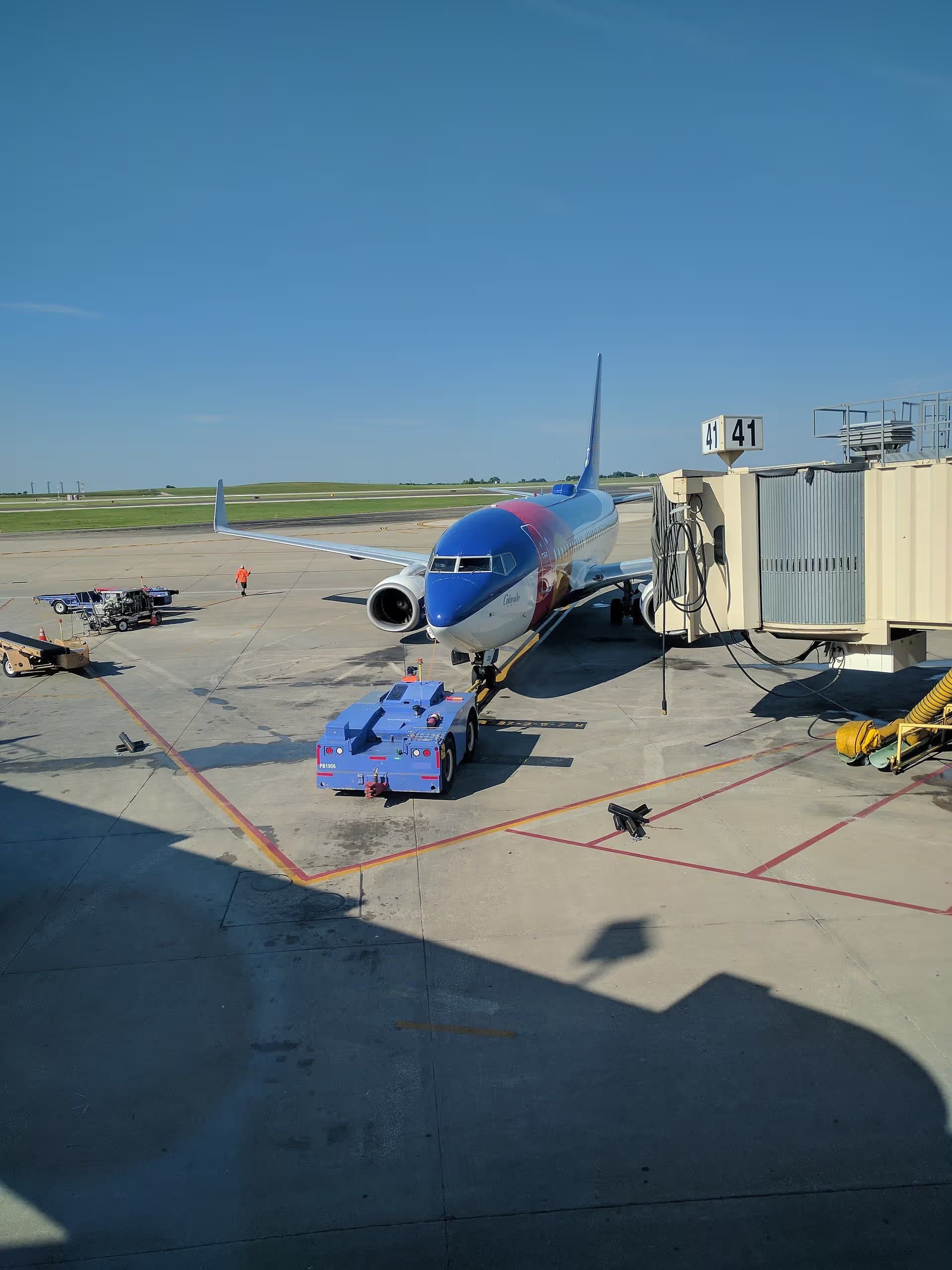 N230WN — Boeing