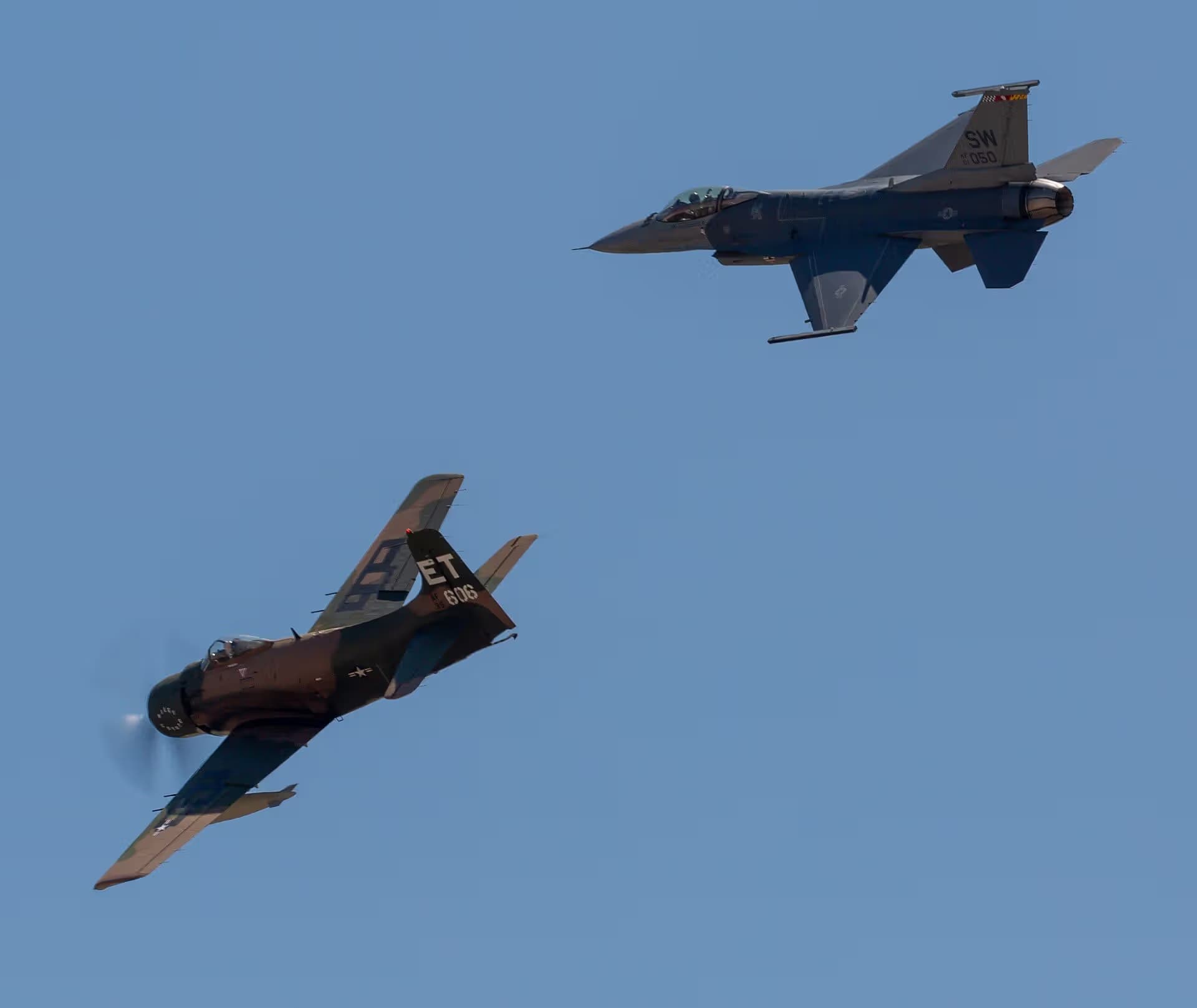 N39606 — Warbird