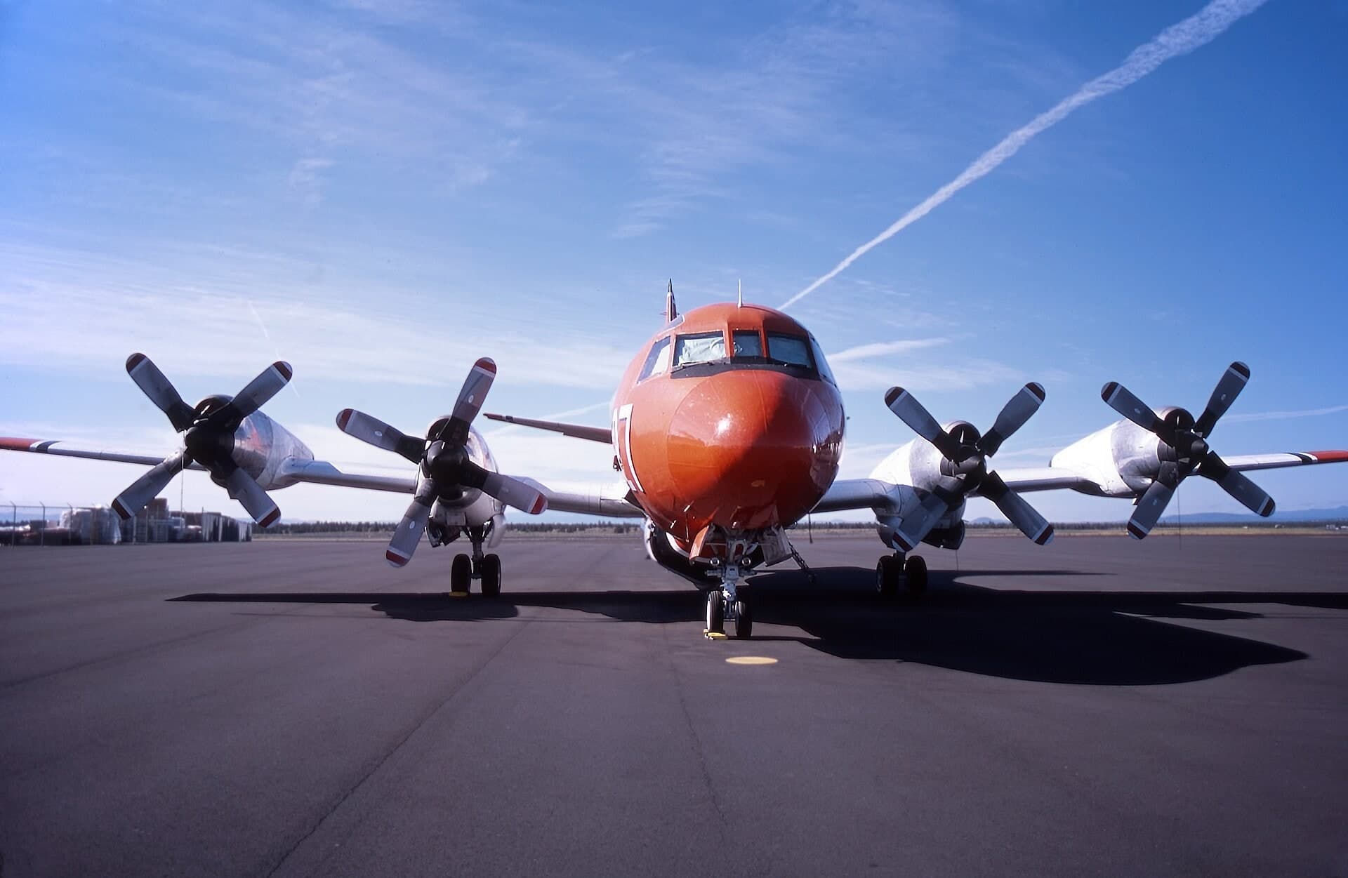N927AU — Lockheed