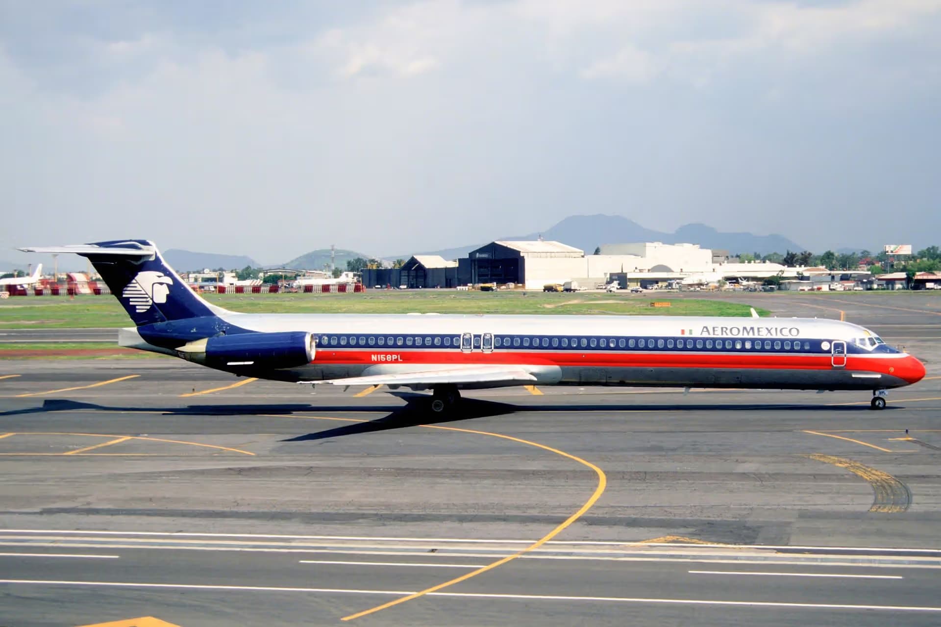 N158PL — Douglas