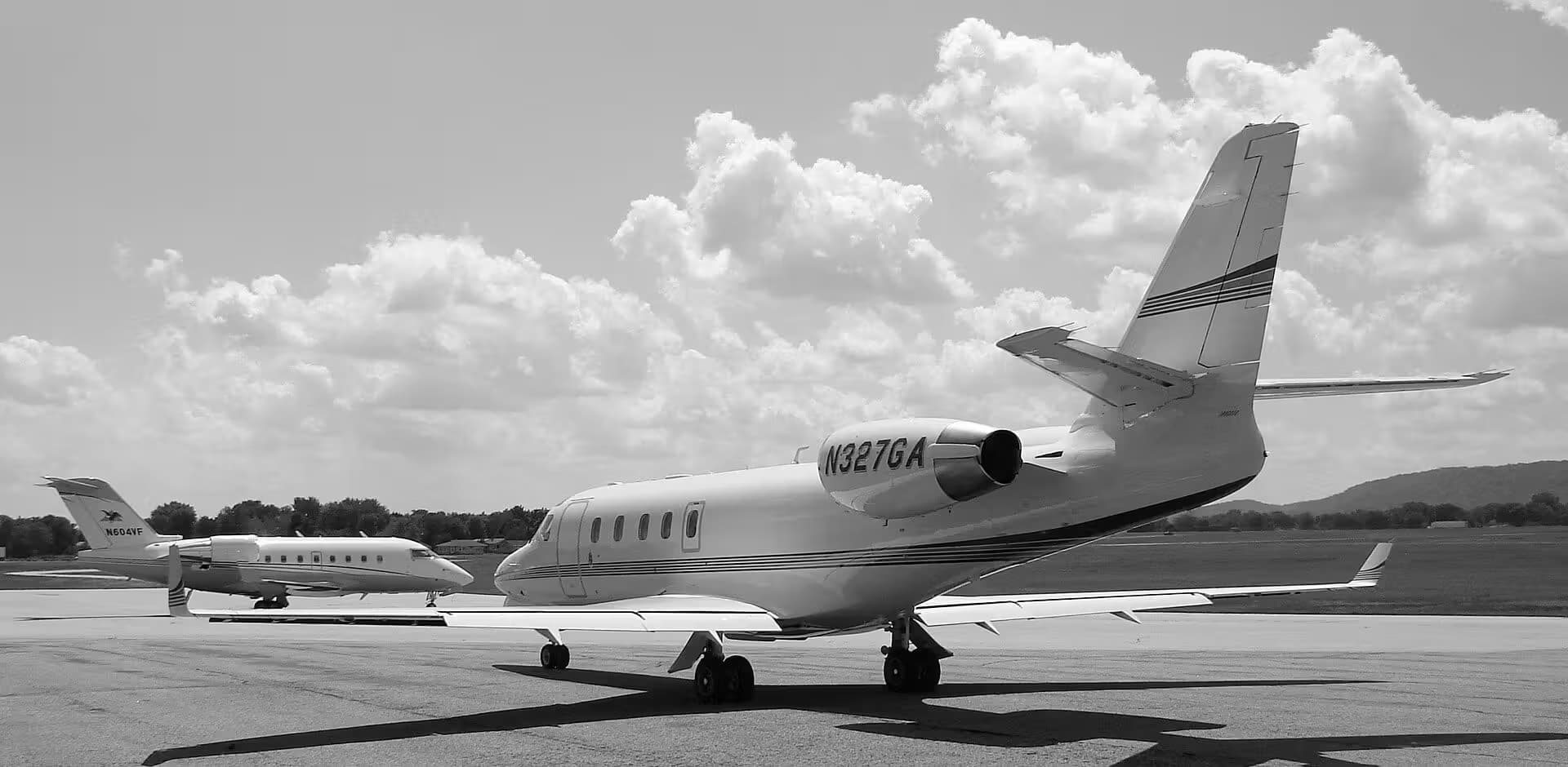 N327GA — Business jet