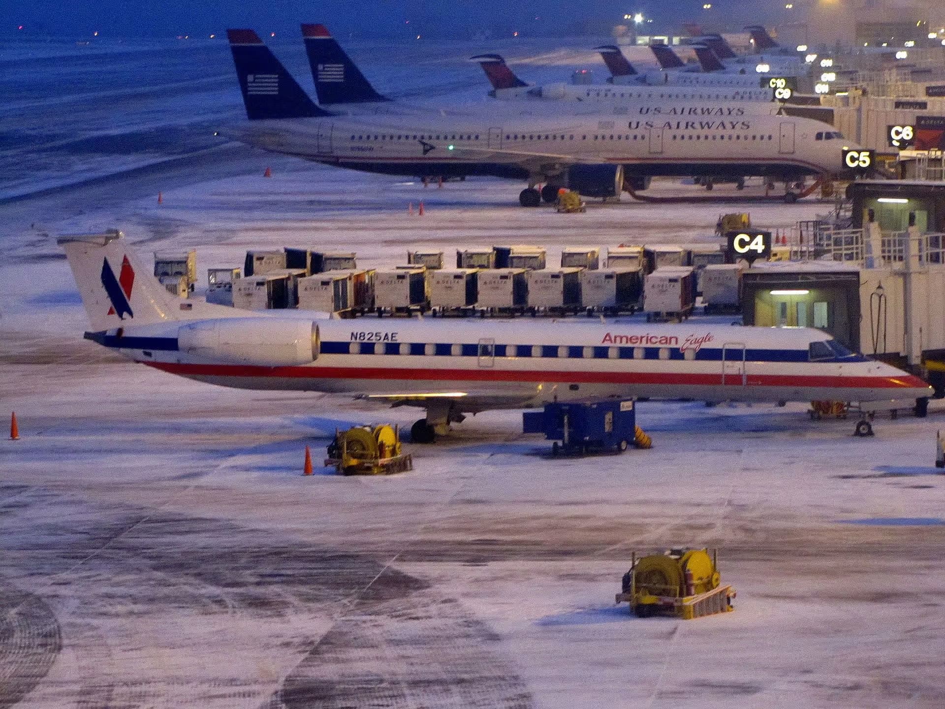 N825AE — Embraer