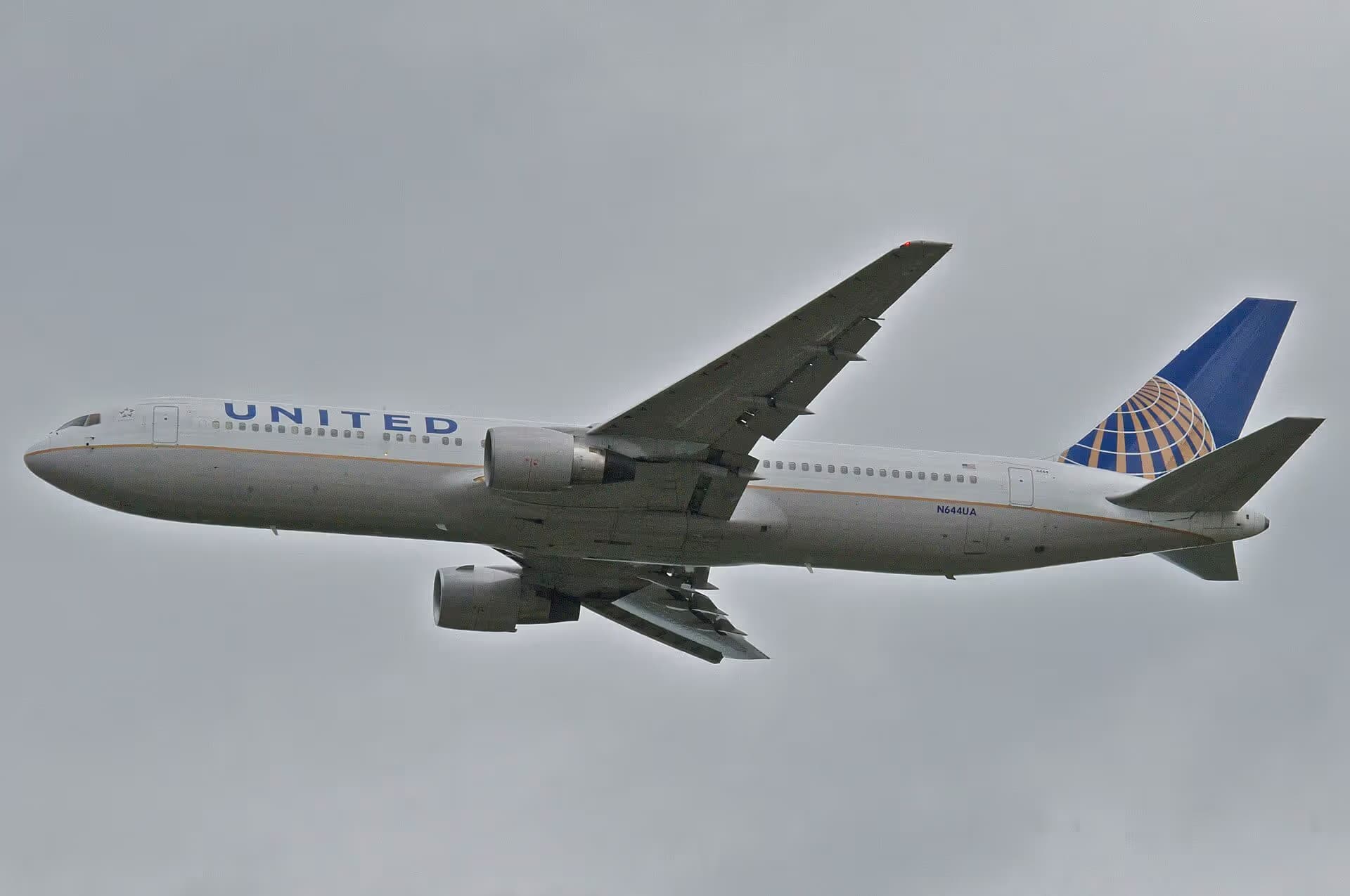N644UA — Boeing