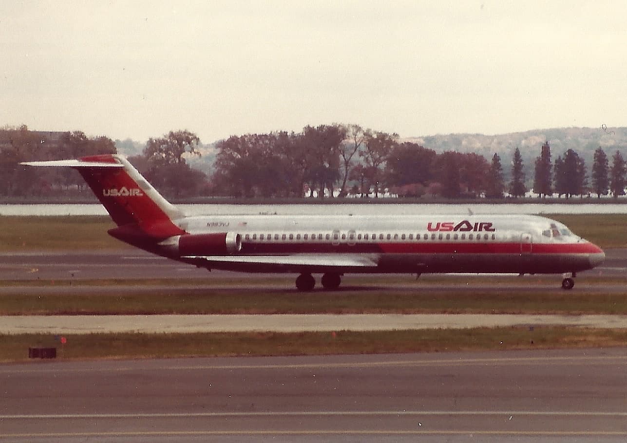 N983VJ — Twin-engine aircraft