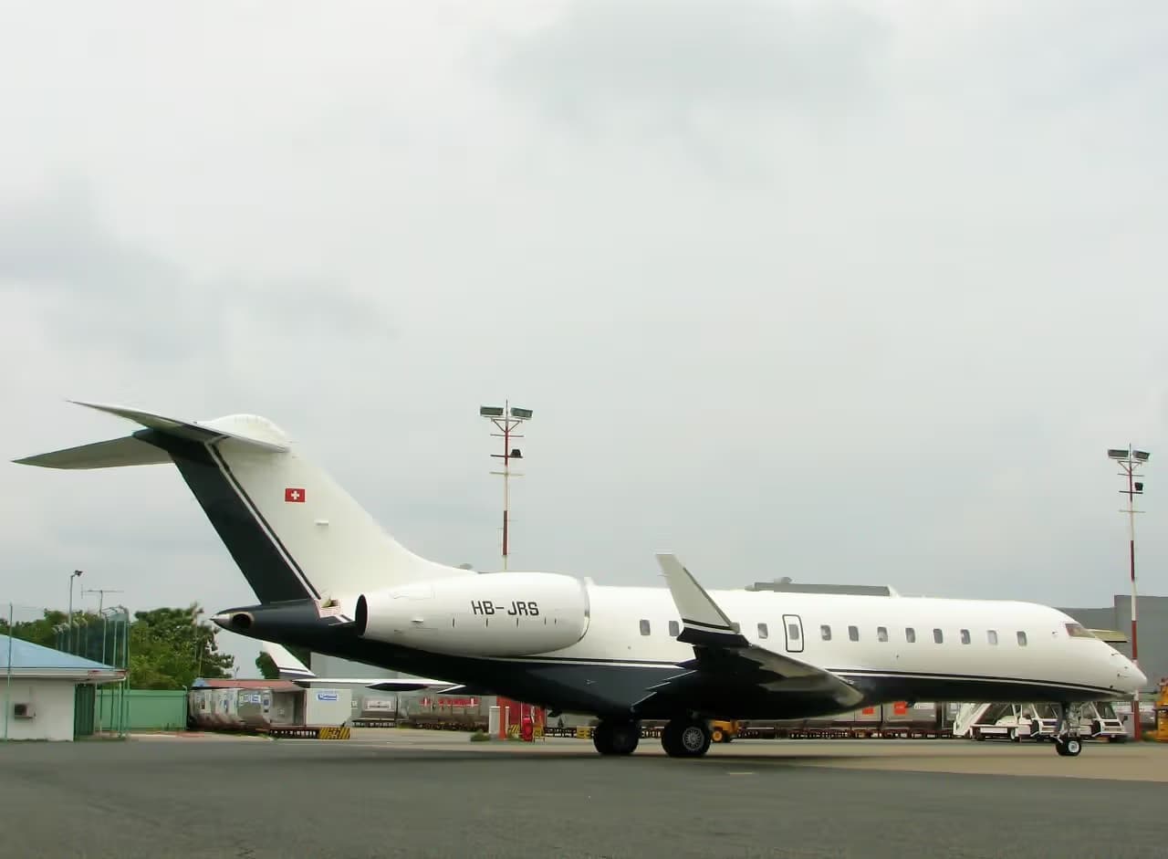 HB-JRS — Bombardier