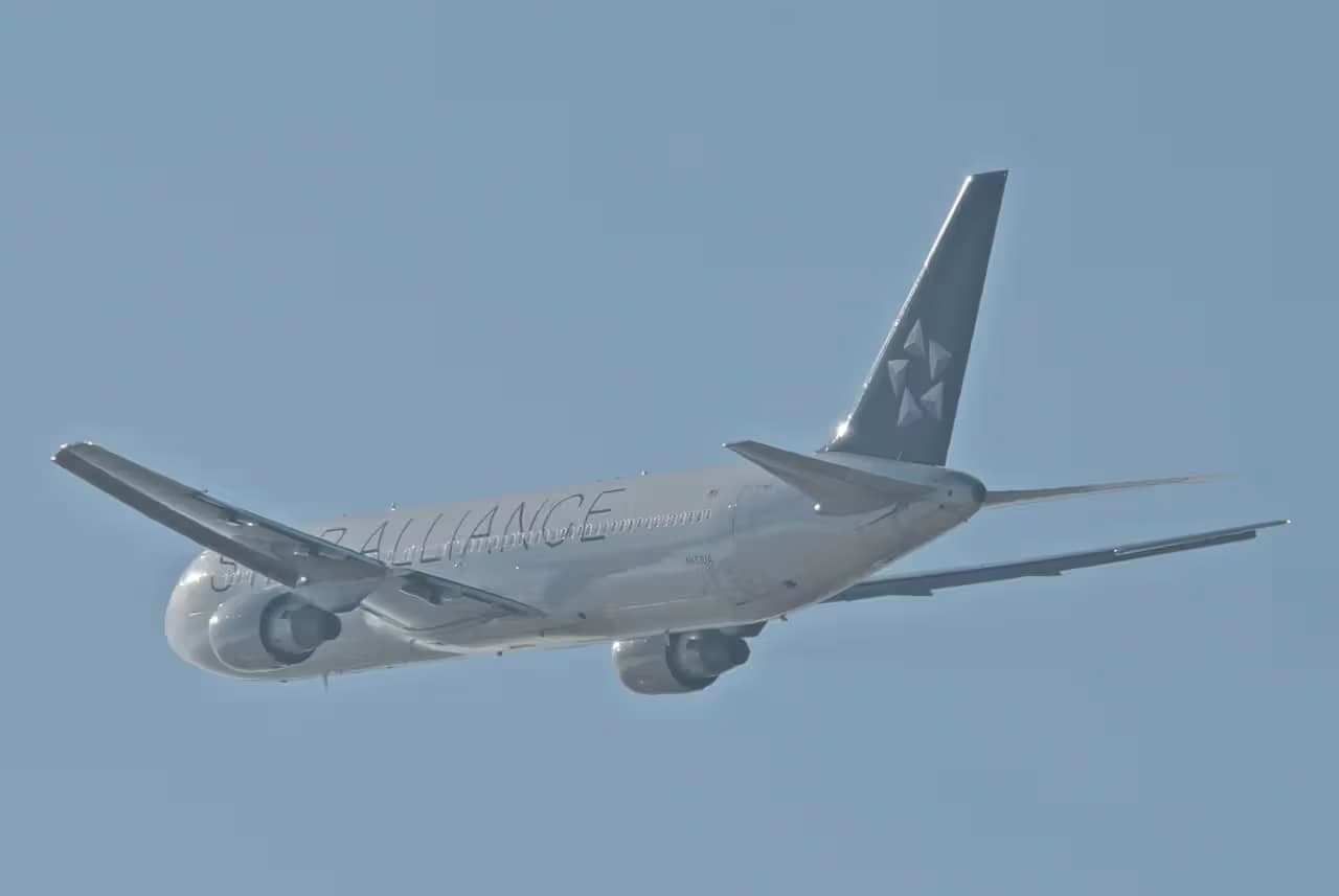 N653UA — Boeing