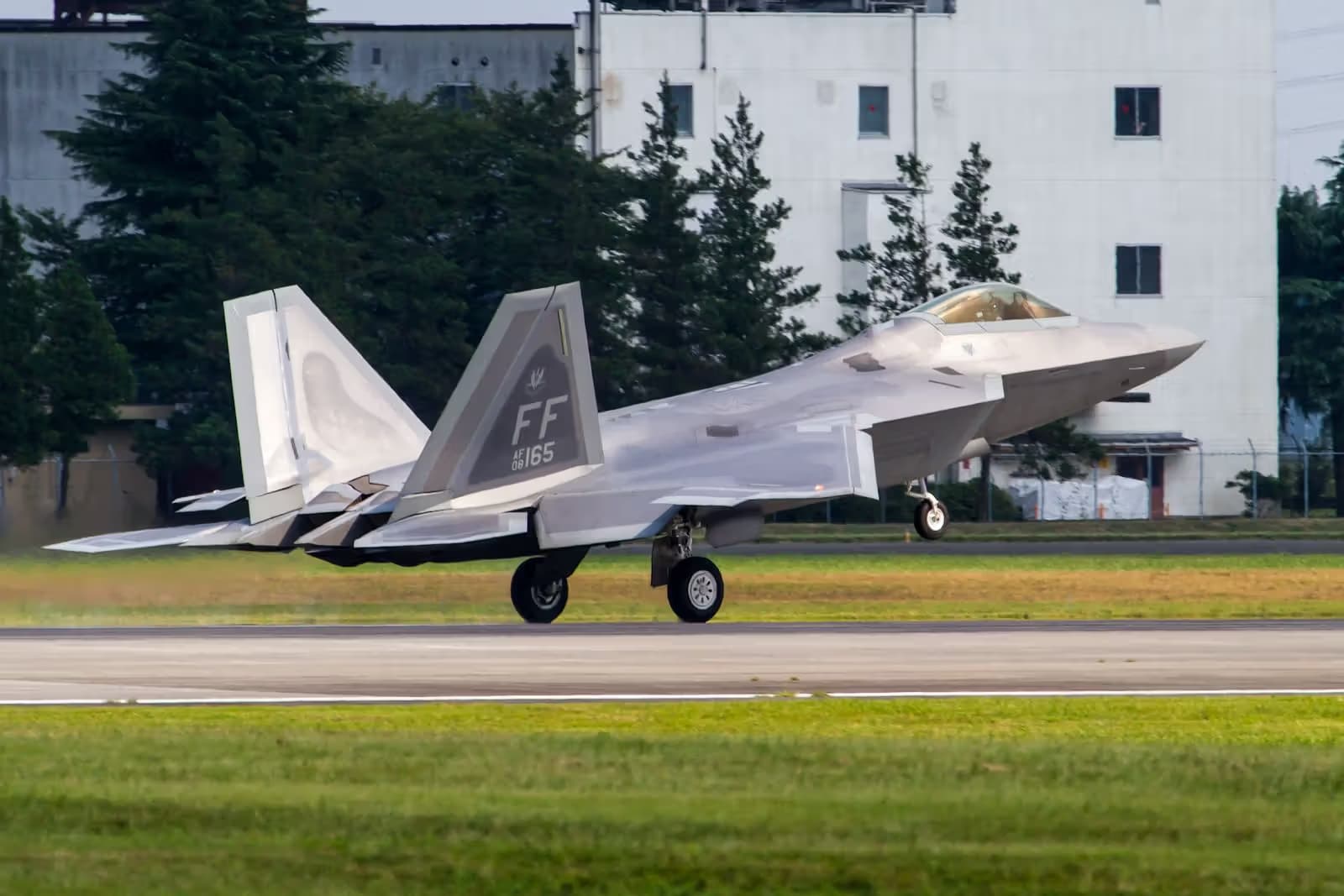 Unidentified — Aircraft