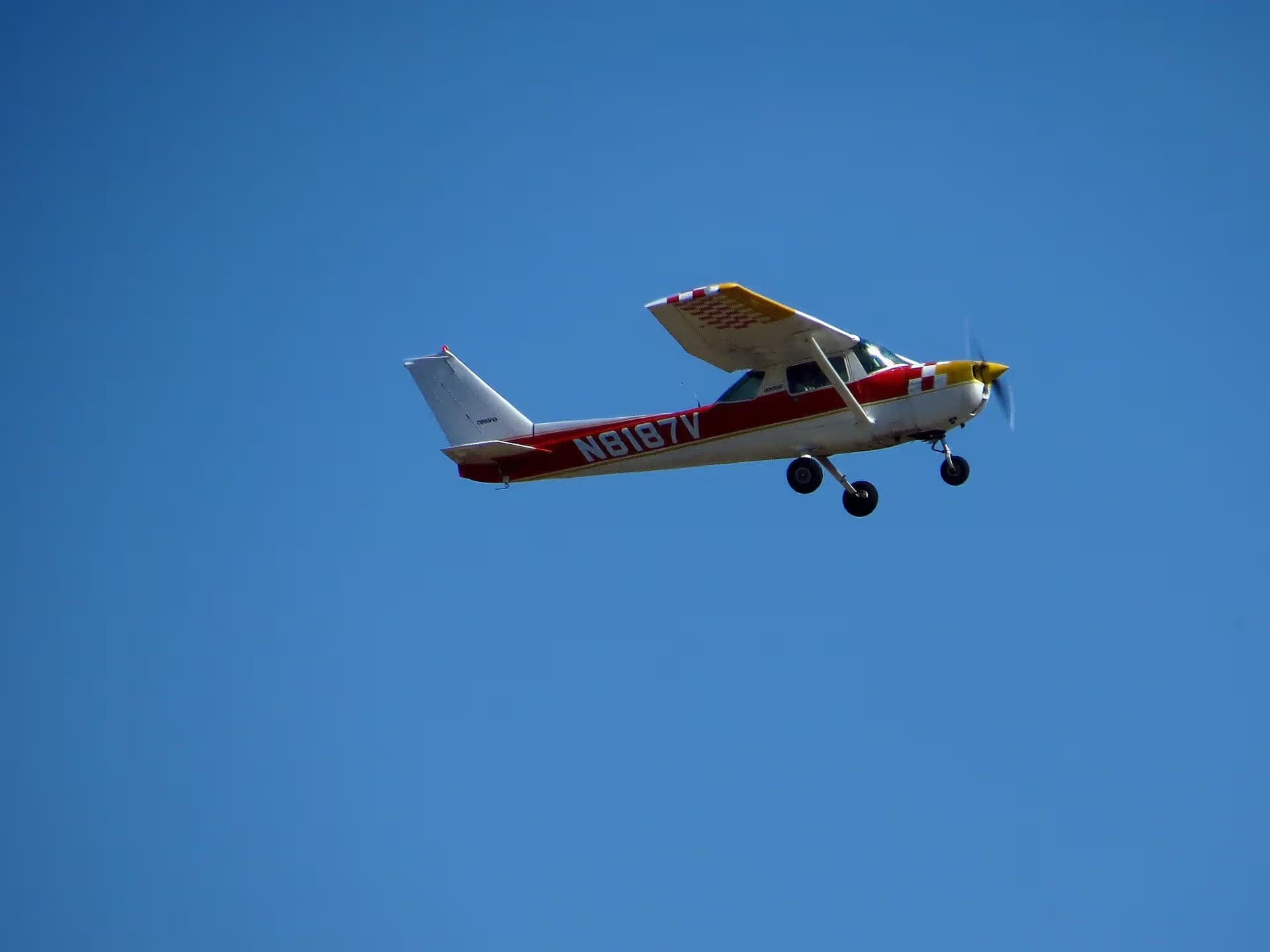 N8187V — Cessna