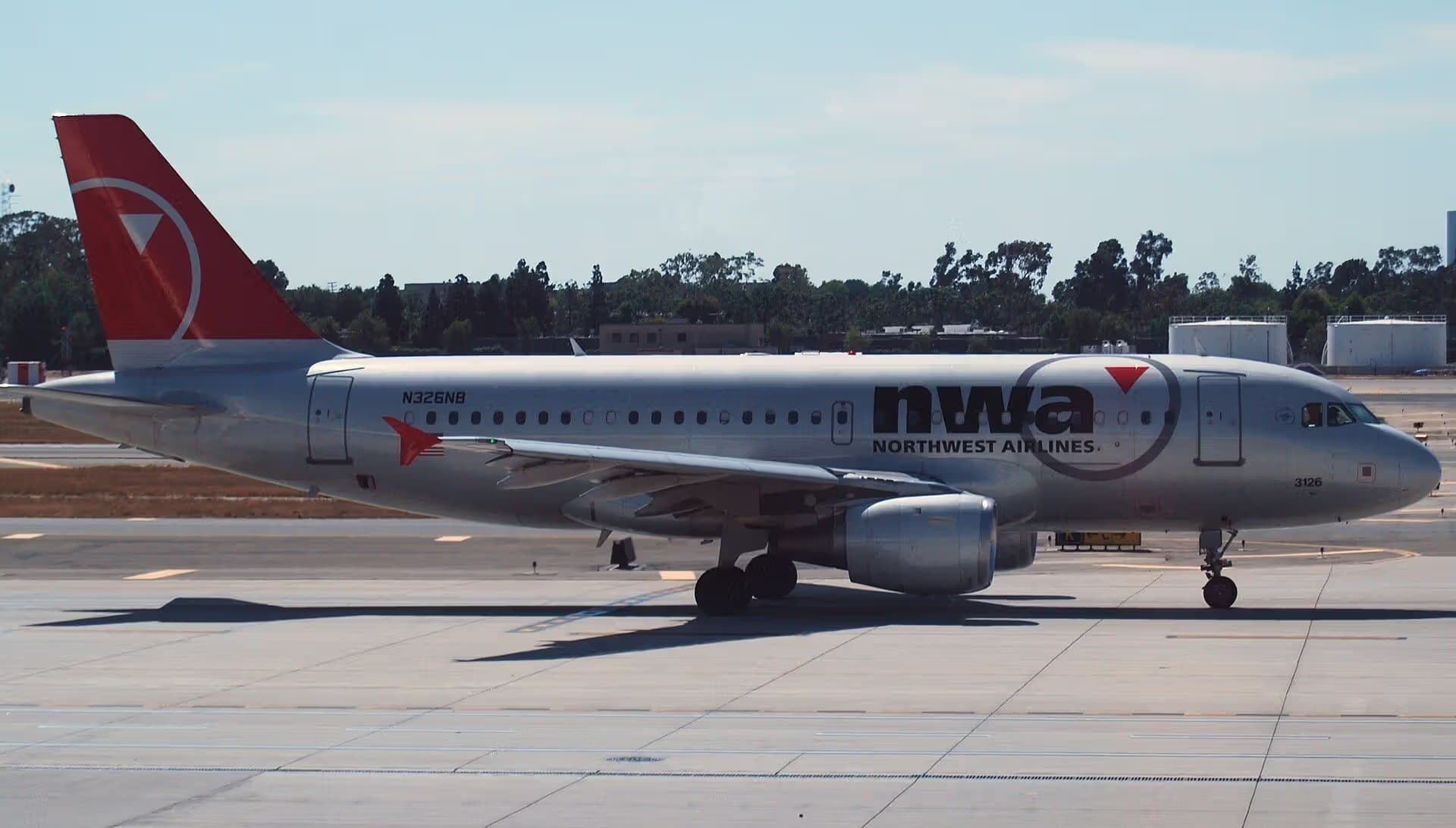 N326NB — Airbus